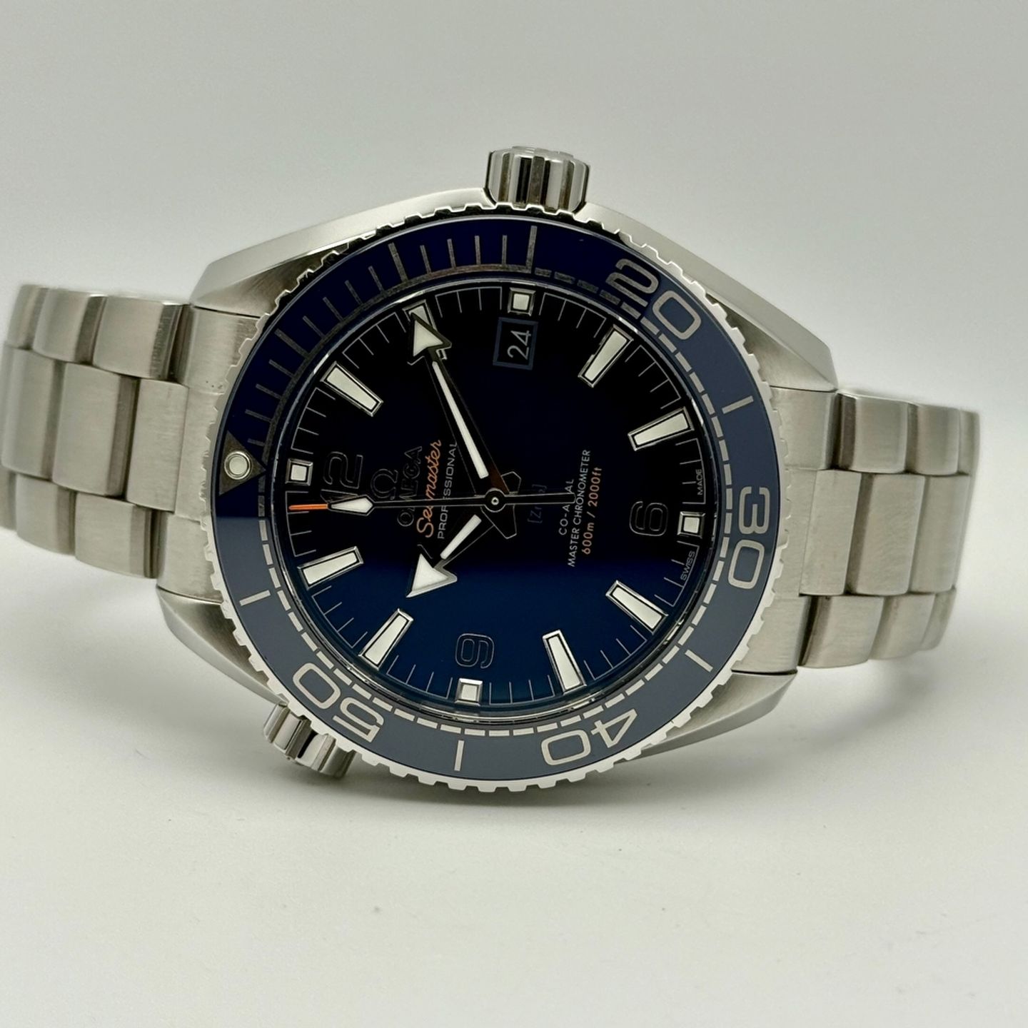 Omega Seamaster Planet Ocean 215.30.44.21.03.001 - (5/30)