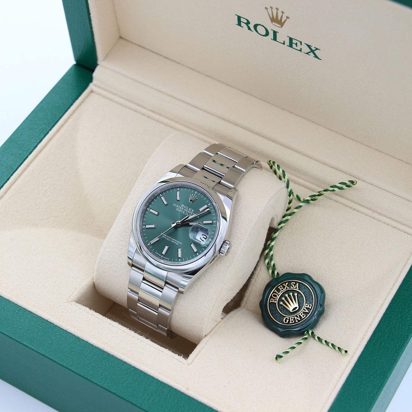 Rolex Datejust 36 126200 (Unknown (random serial)) - 36 mm Steel case (2/8)