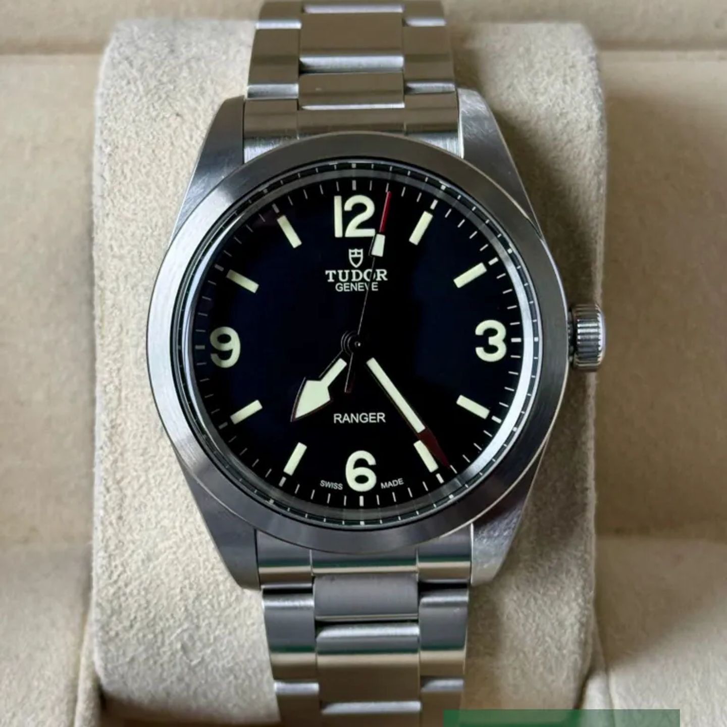 Tudor Ranger 79950 - (2/7)