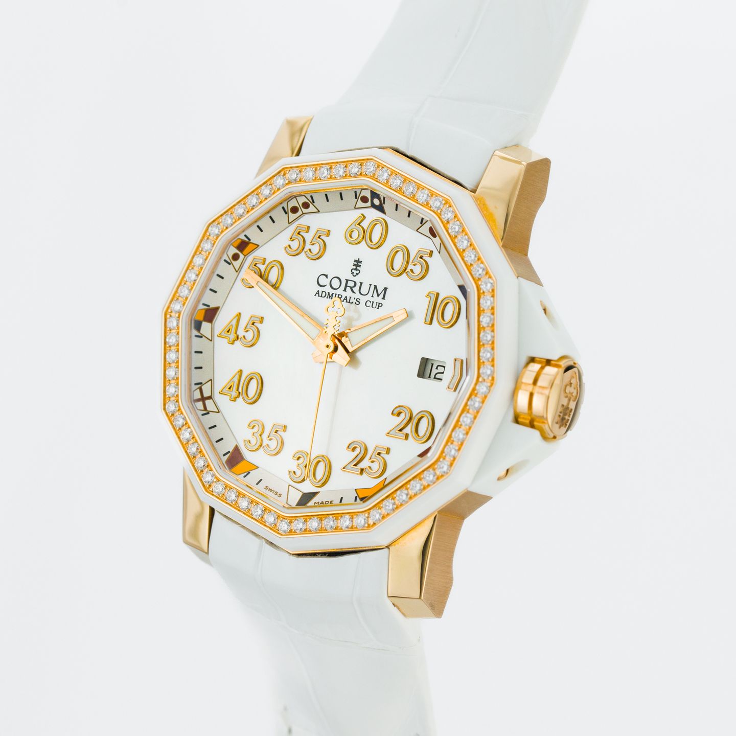 Corum Admiral's Cup Competition 40 082.951.850089 PN34 (2024) - White dial 40 mm Rose Gold case (2/8)