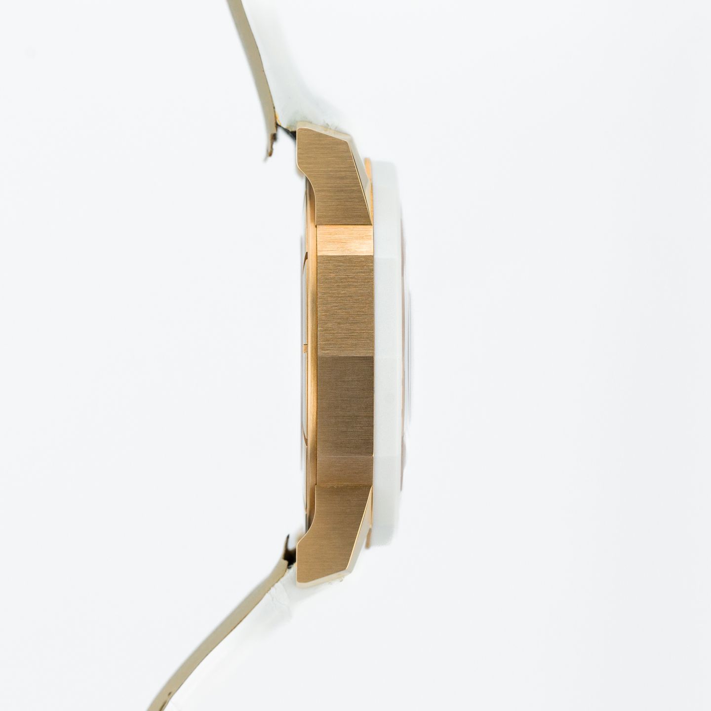 Corum Admiral's Cup Competition 40 082.951.850089 PN34 (2024) - White dial 40 mm Rose Gold case (6/8)