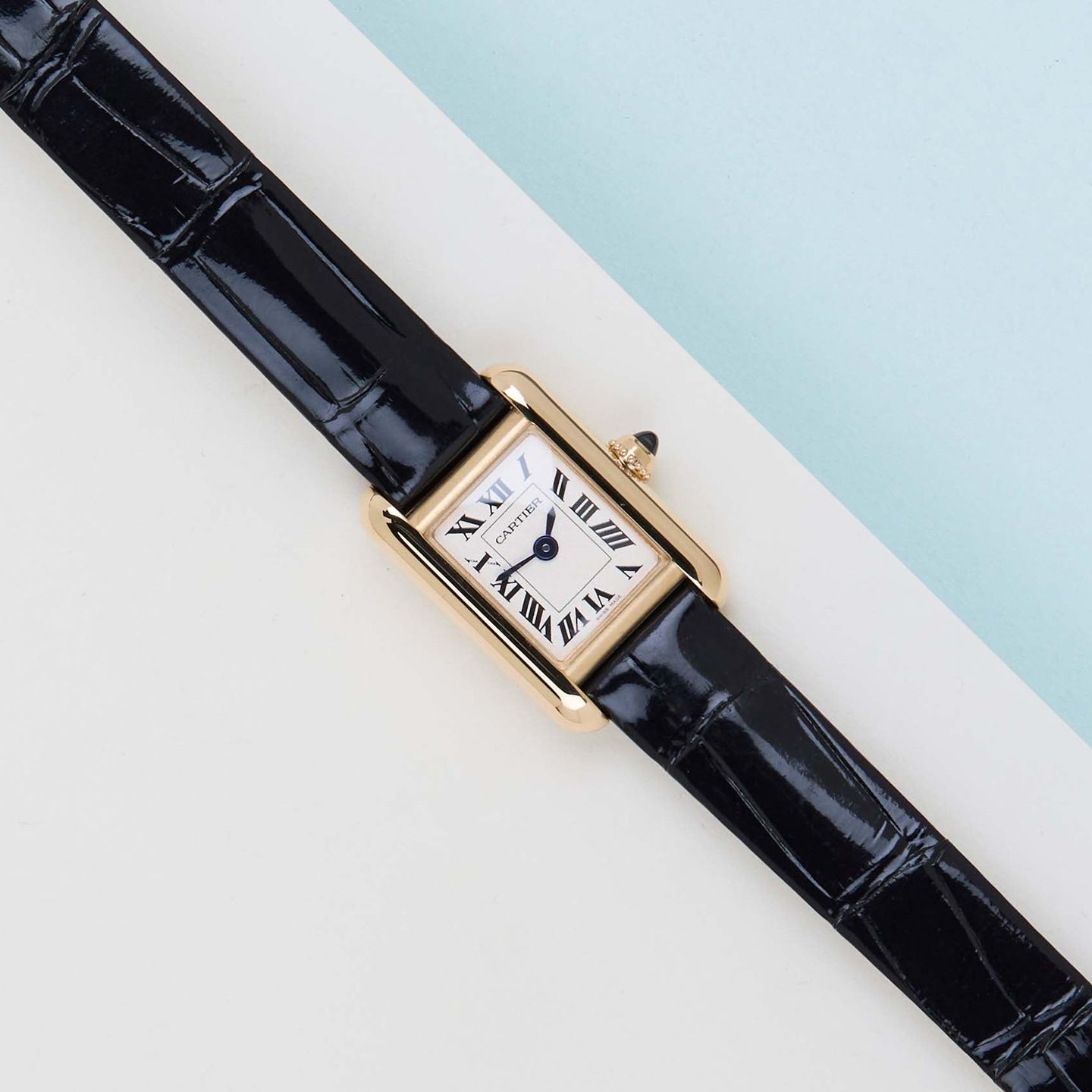 Cartier Tank Louis Cartier WGTA0352 (2026) - Silver dial 17 mm Yellow Gold case (1/8)