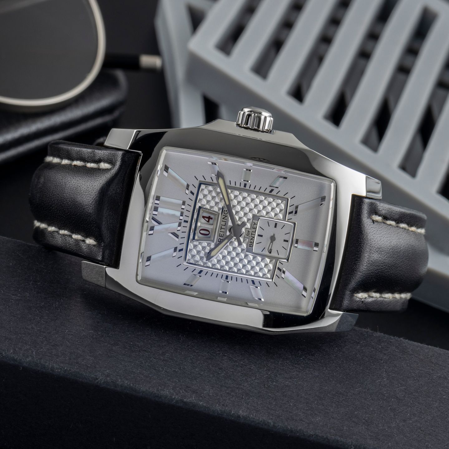Breitling Bentley Flying B A16362 (Unknown (random serial)) - 36 mm Steel case (2/8)