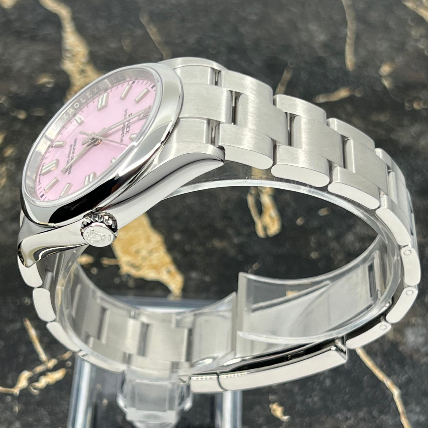 Rolex Oyster Perpetual 36 126000 - (4/8)