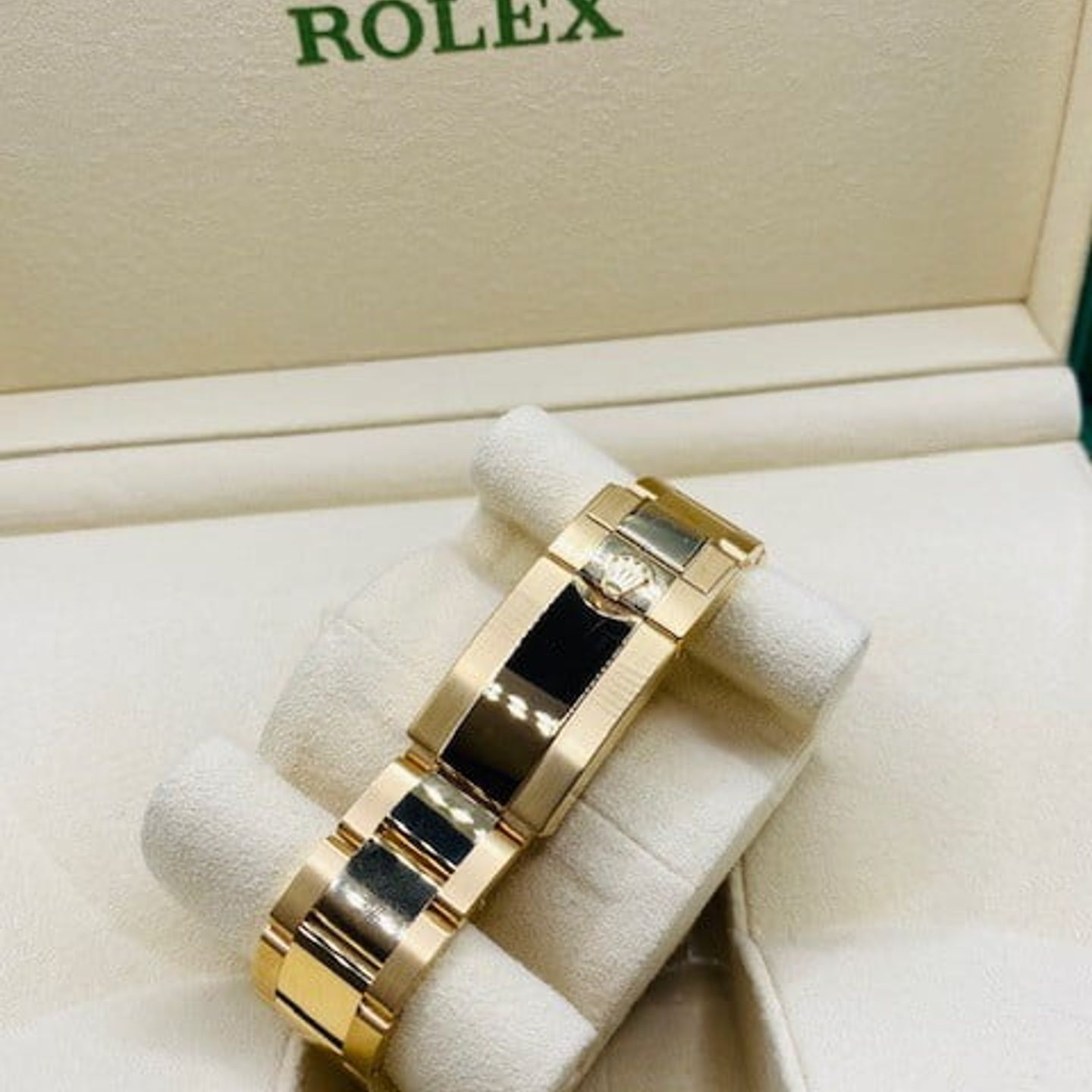 Rolex Daytona 116508 (2020) - Black dial 40 mm Yellow Gold case (6/7)