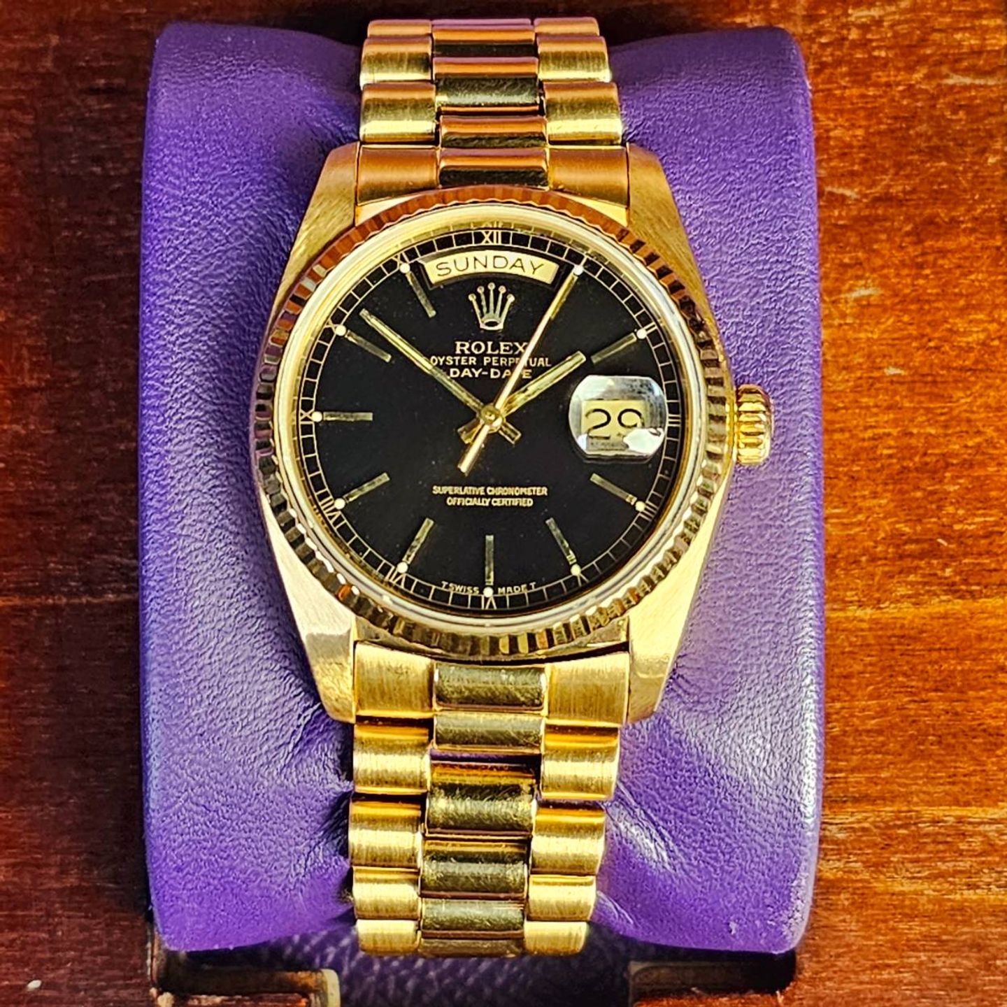 Rolex Day-Date 36 18038 (1983) - Black dial 36 mm Yellow Gold case (5/5)