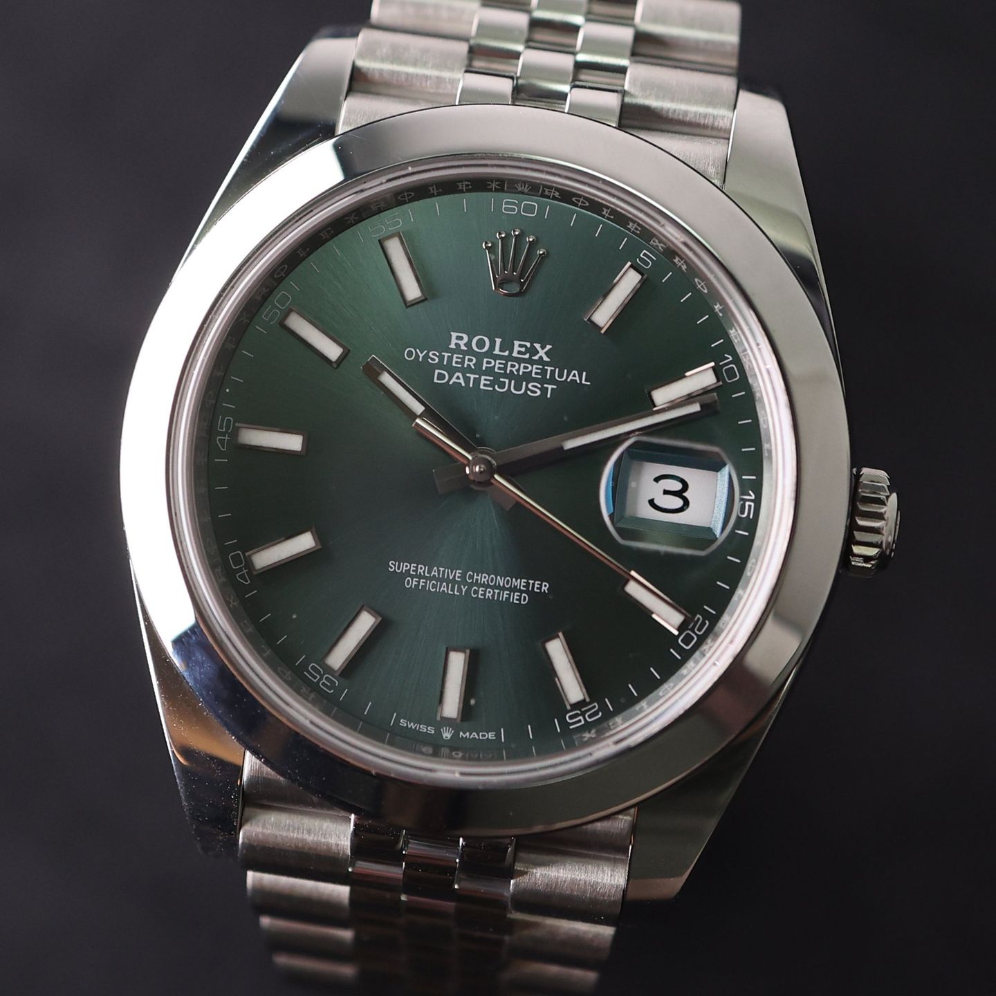 Rolex Datejust 41 126300 (2024) - 41 mm Steel case (2/3)