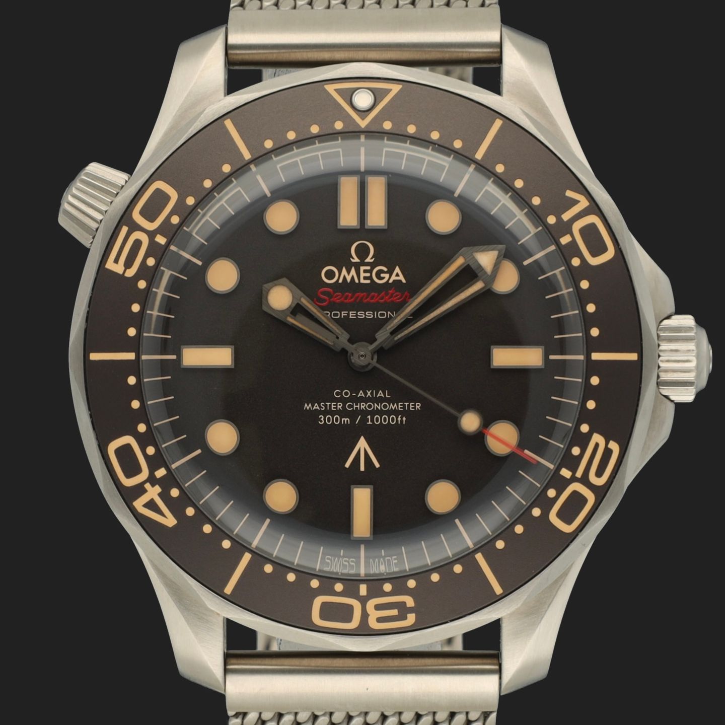 Omega Seamaster Diver 300 M 210.90.42.20.01.001 (2026) - 42mm Titanium (2/7)