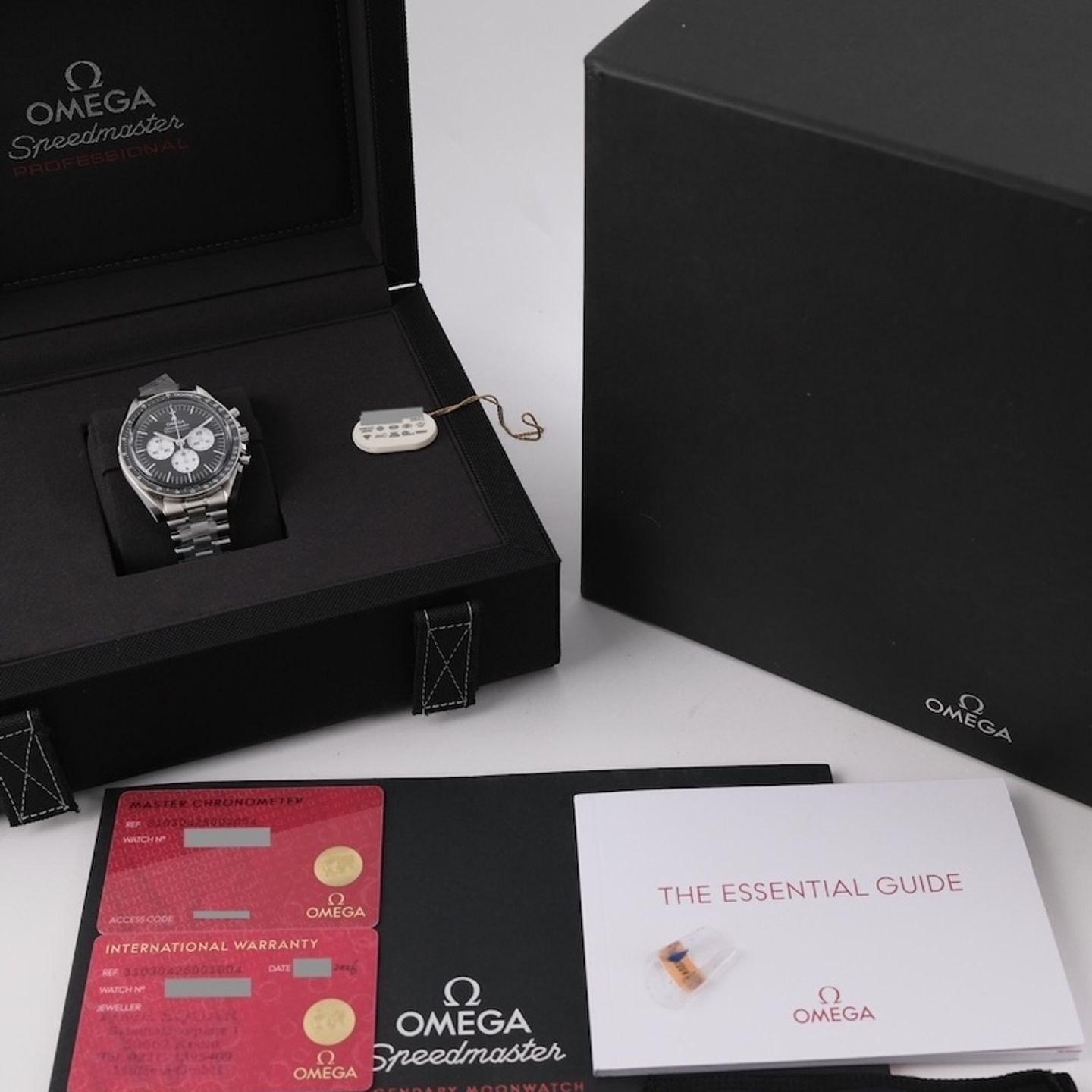 Omega Speedmaster Professional Moonwatch 310.30.42.50.01.004 (2026) - Black dial 42 mm Steel case (8/8)