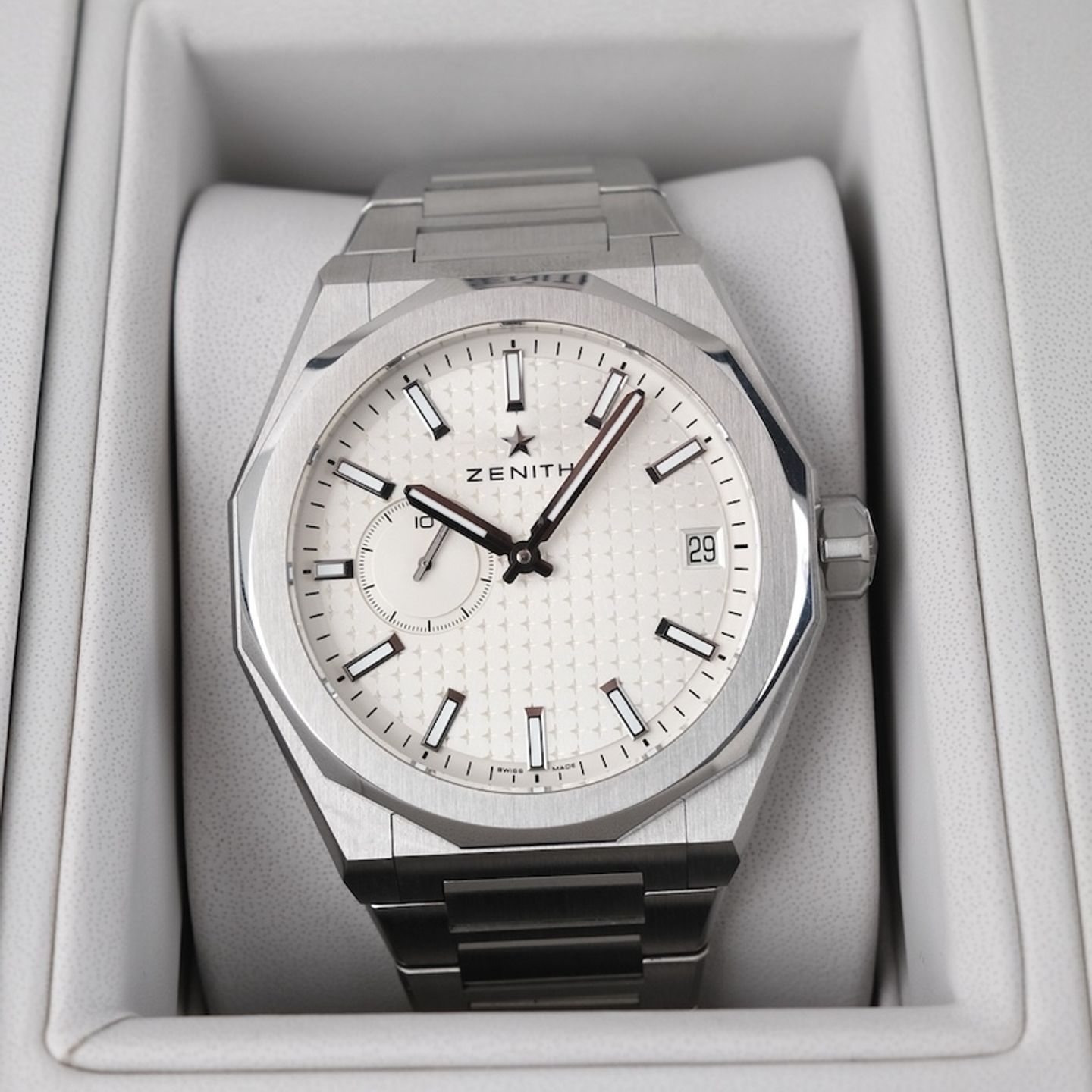 Zenith Defy Skyline 03.9300.3620/01.I001 - (2/8)