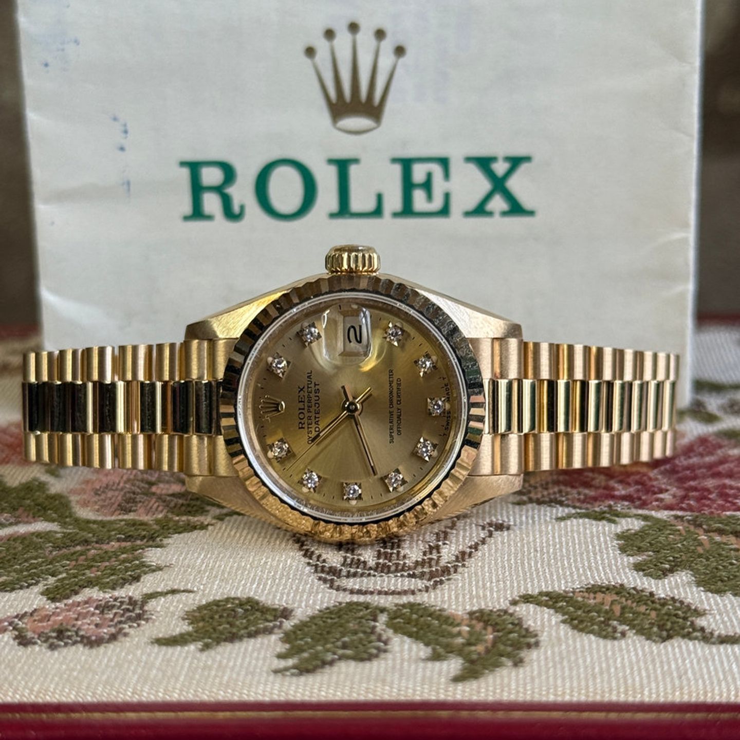 Rolex Lady-Datejust 69178 (1991) - Champagne dial 26 mm Yellow Gold case (2/8)