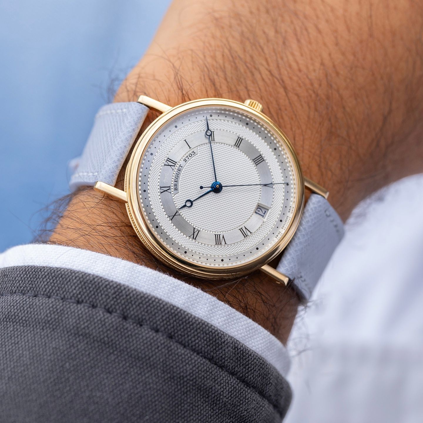 Breguet Classique 5930BA/12/986 (Unknown (random serial)) - Silver dial 36 mm Yellow Gold case (3/3)