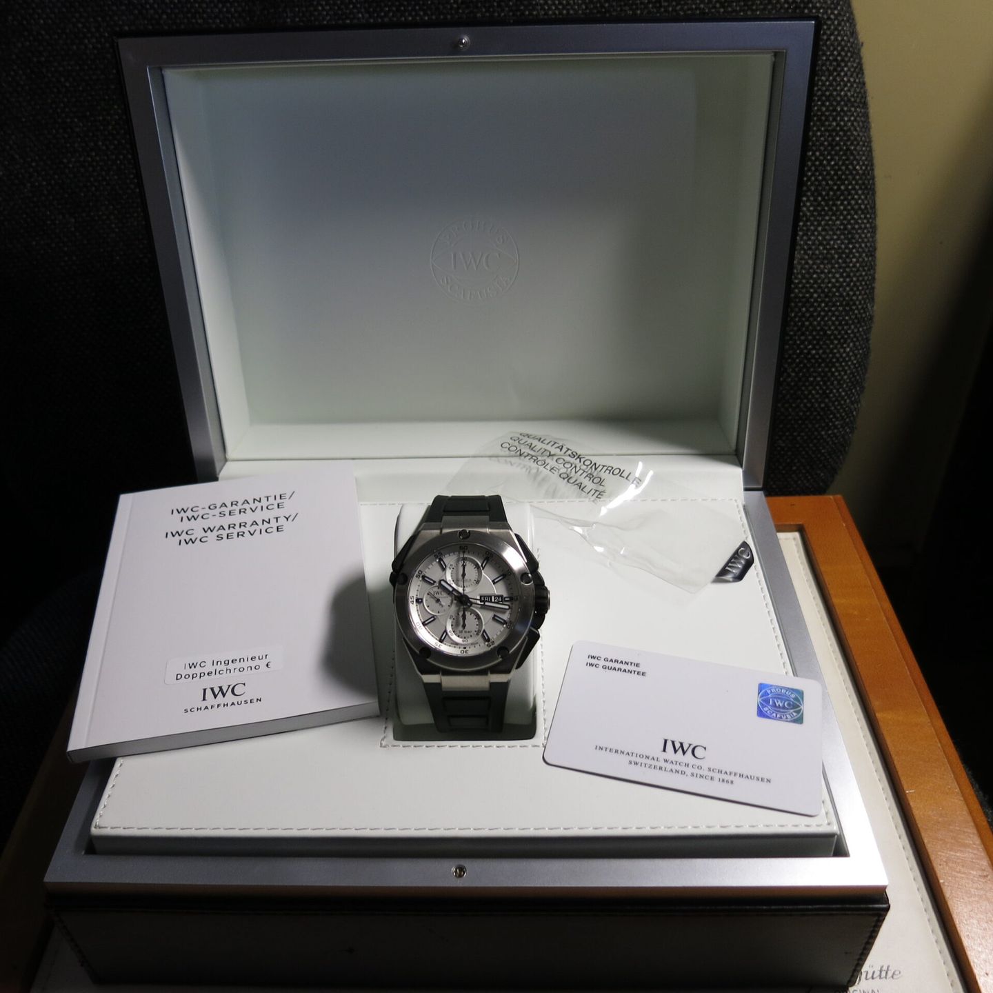 IWC Ingenieur Double Chronograph Titanium IW386501 - (4/4)