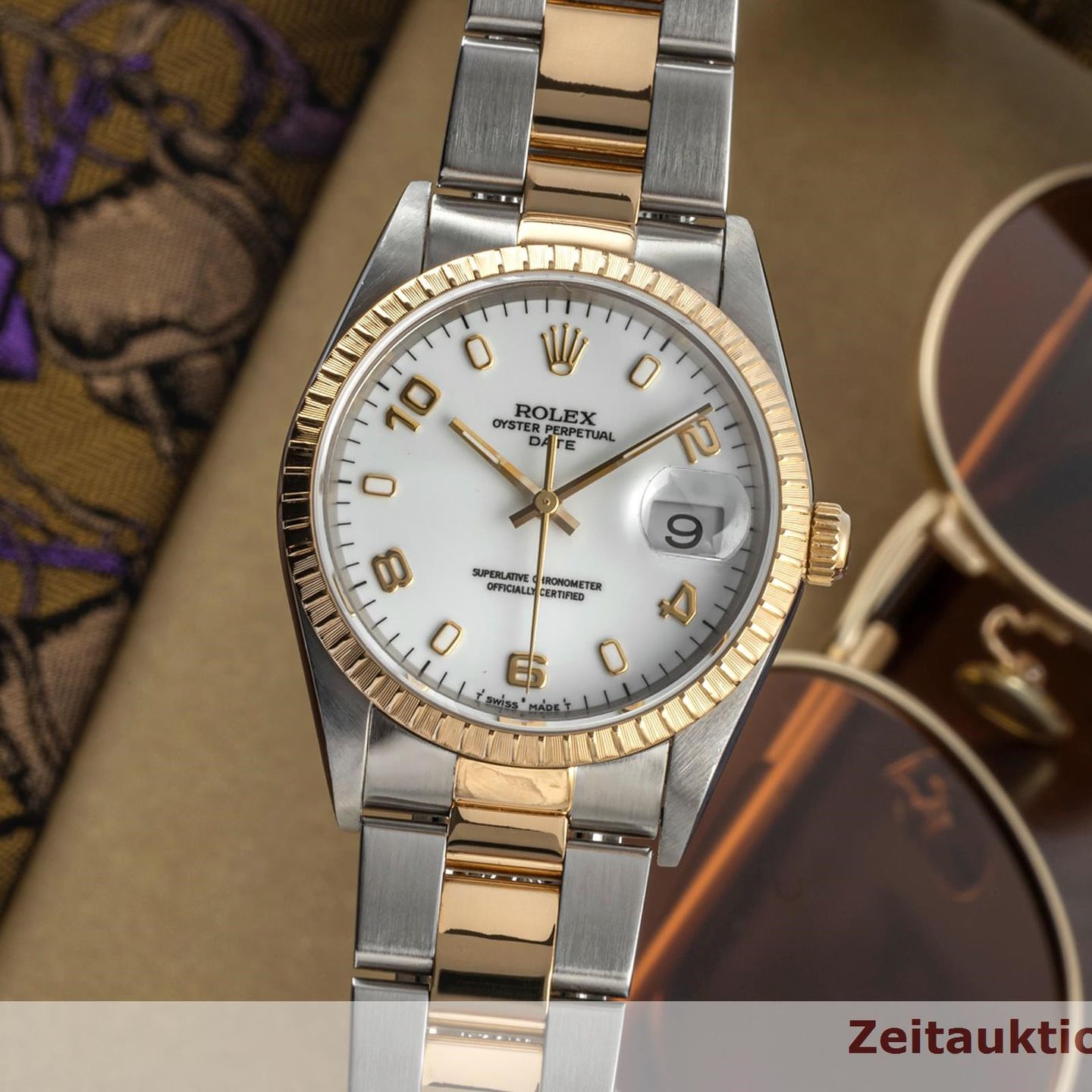 Rolex Oyster Perpetual Date 15223 (Unknown (random serial)) - White dial 34 mm Gold/Steel case (3/8)