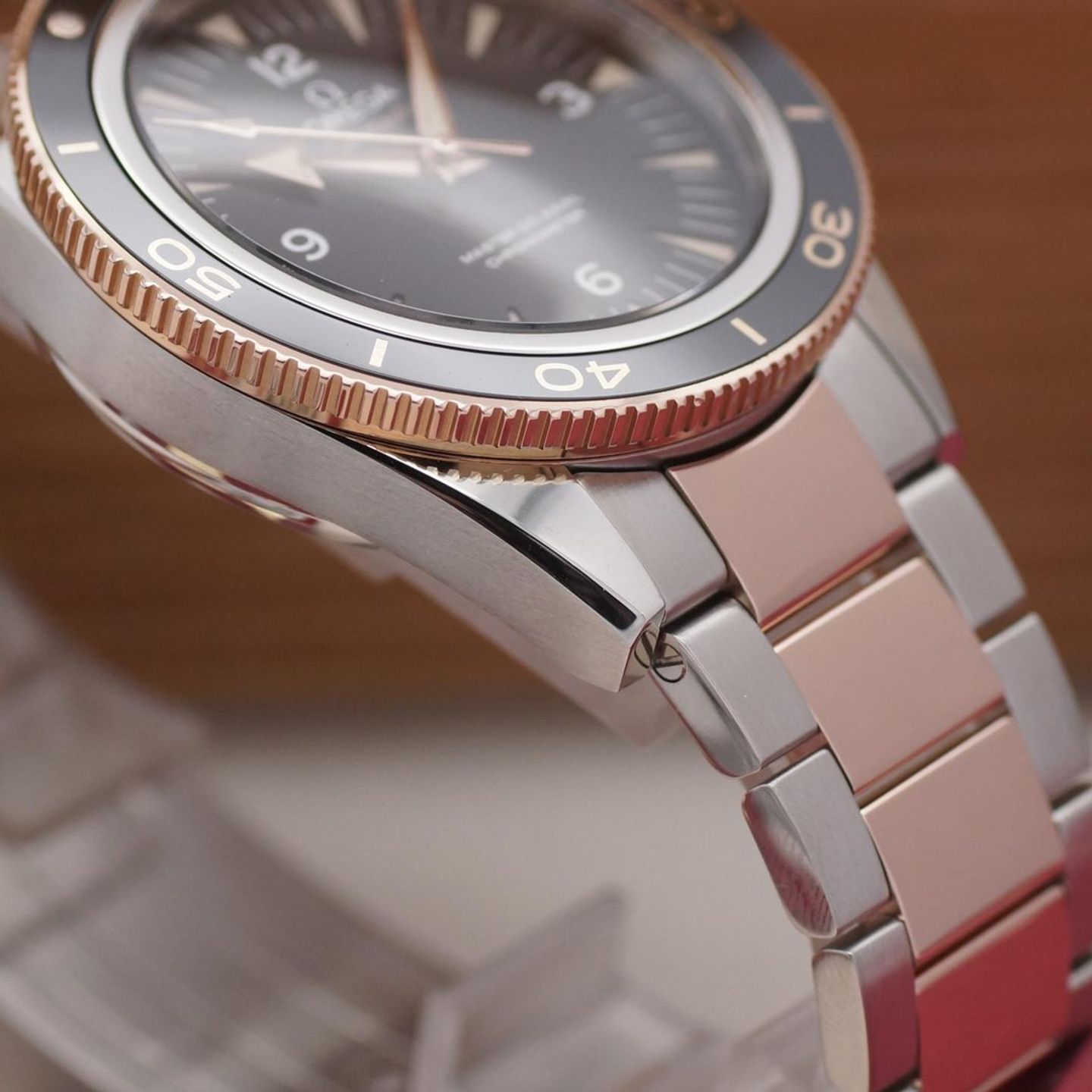 Omega Seamaster 300 233.20.41.21.01.001 - (5/8)