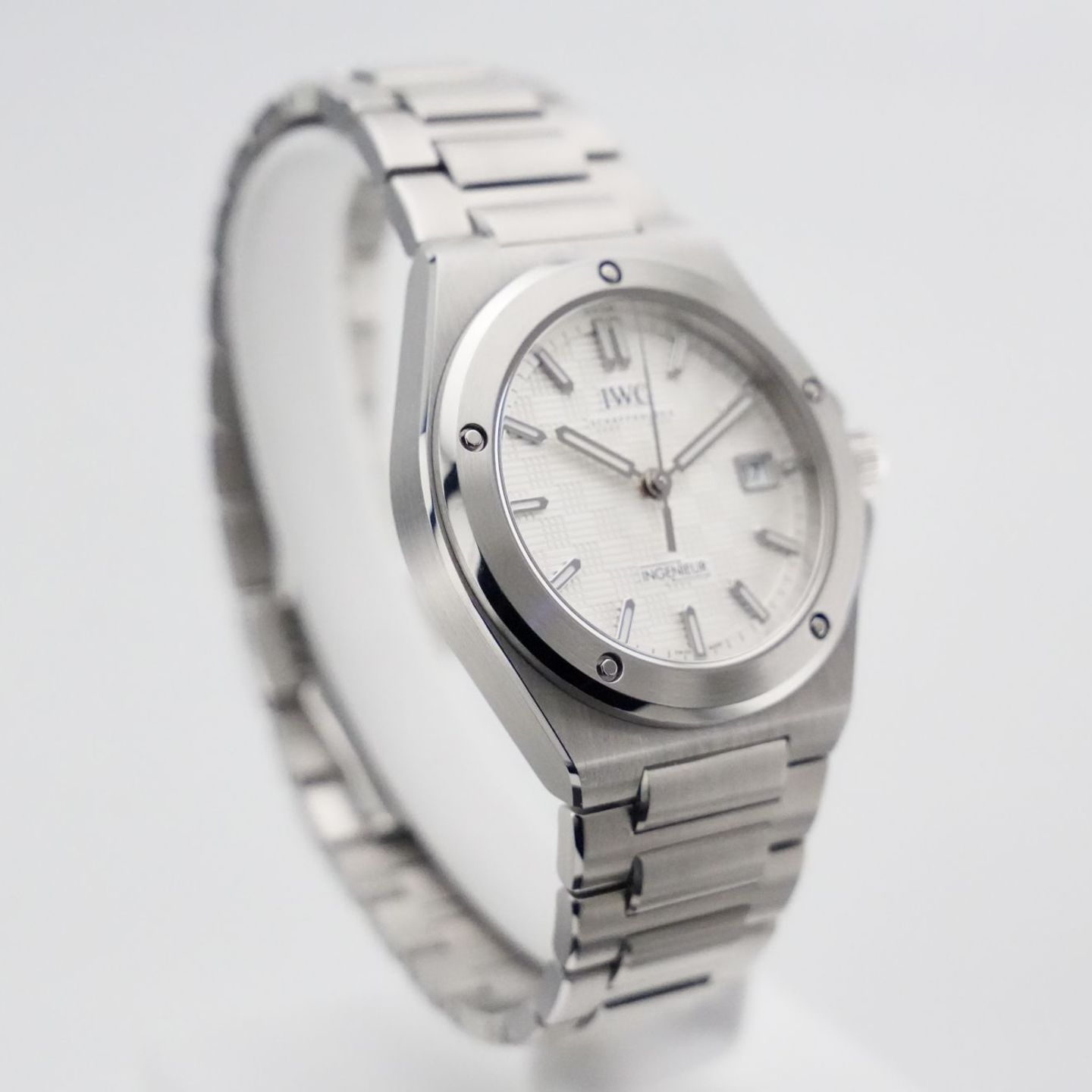 IWC Ingenieur Automatic IW328902 (2023) - White dial 40 mm Steel case (8/8)