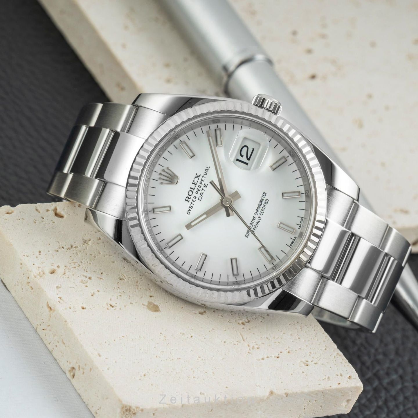 Rolex Oyster Perpetual Date 115234 - (2/8)