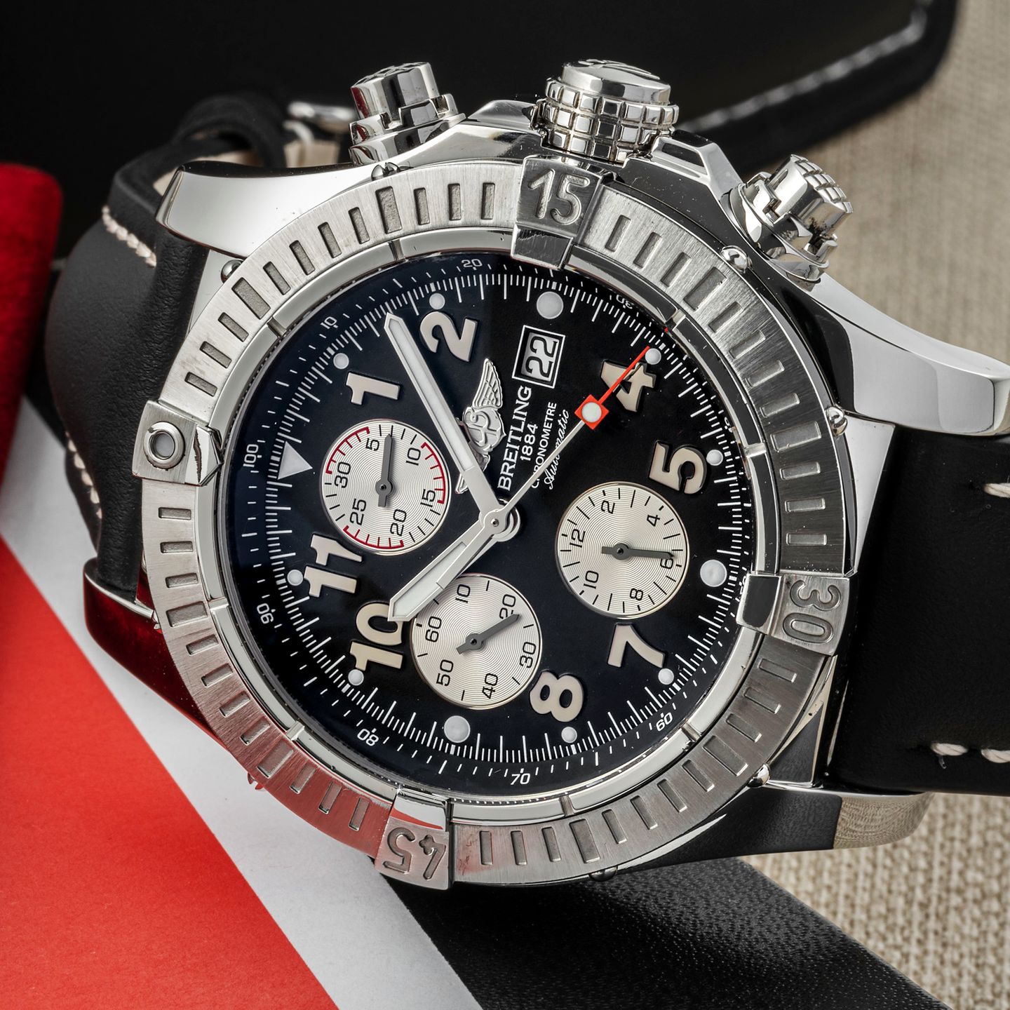 Breitling Super Avenger A13370 (2007) - Zwart wijzerplaat 48mm Staal (2/8)