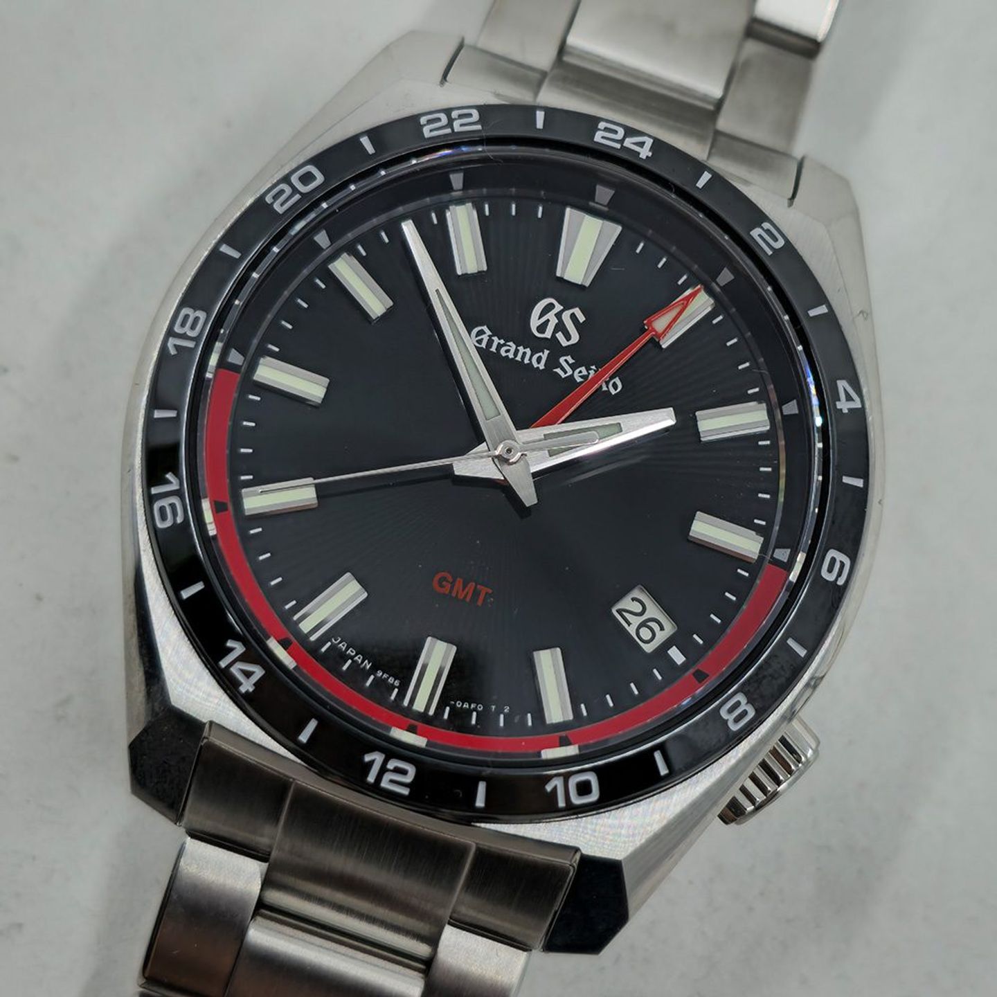 Grand Seiko Sport Collection SBGN019G (2025) - Black dial 40 mm Steel case (1/8)