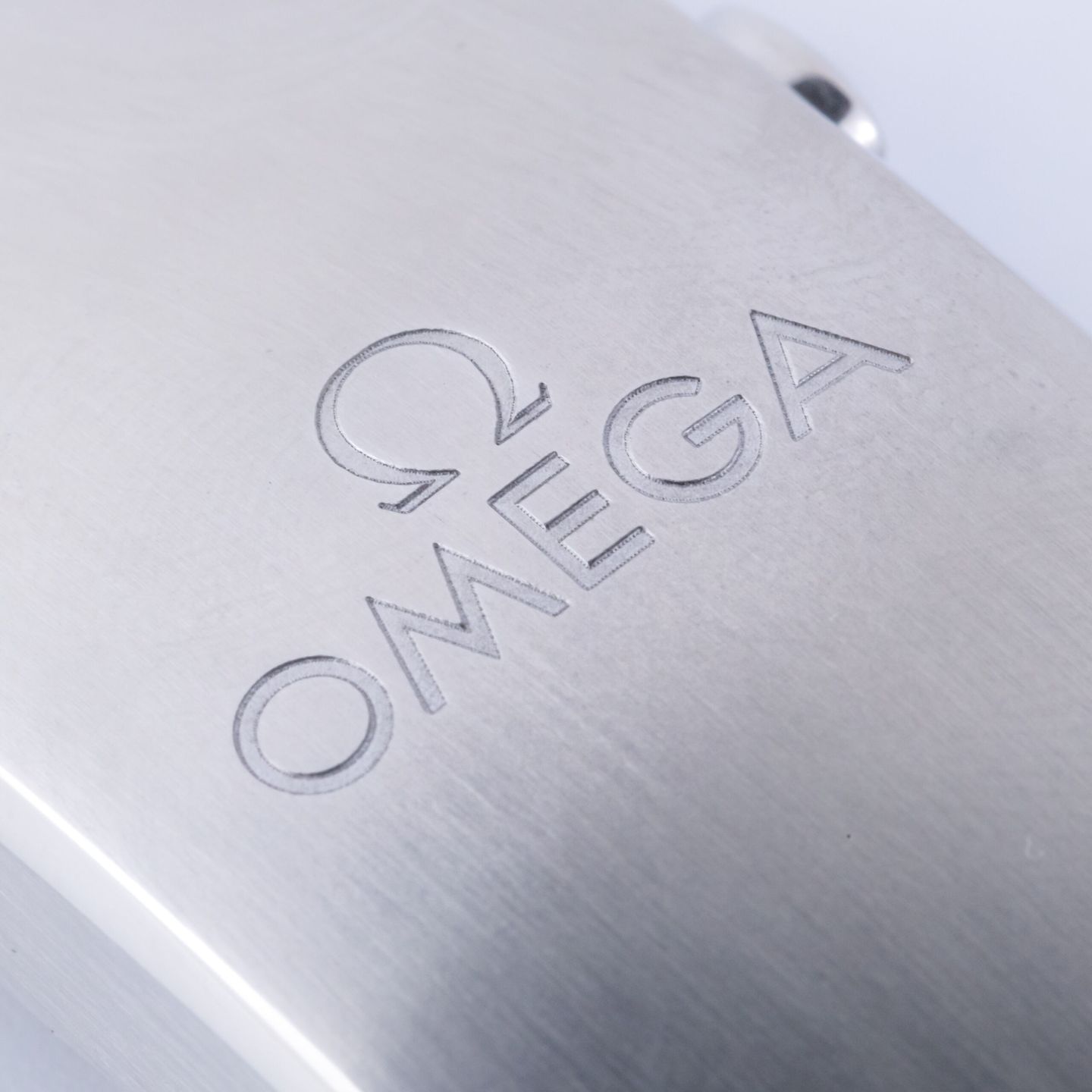 Omega Seamaster Diver 300 M 210.30.42.20.01.001 (2022) - Black dial 42 mm Steel case (6/7)