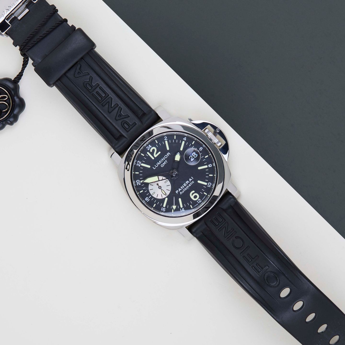 Panerai Luminor GMT Automatic PAM00088 (2009) - 44mm Staal (2/8)