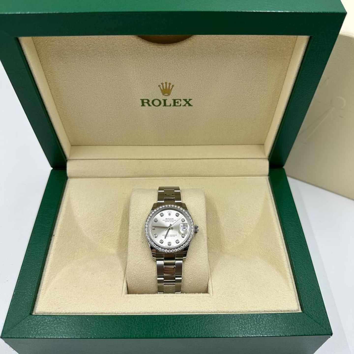 Rolex Datejust 278384RBR (2025) - Silver dial 37 mm Steel case (5/10)