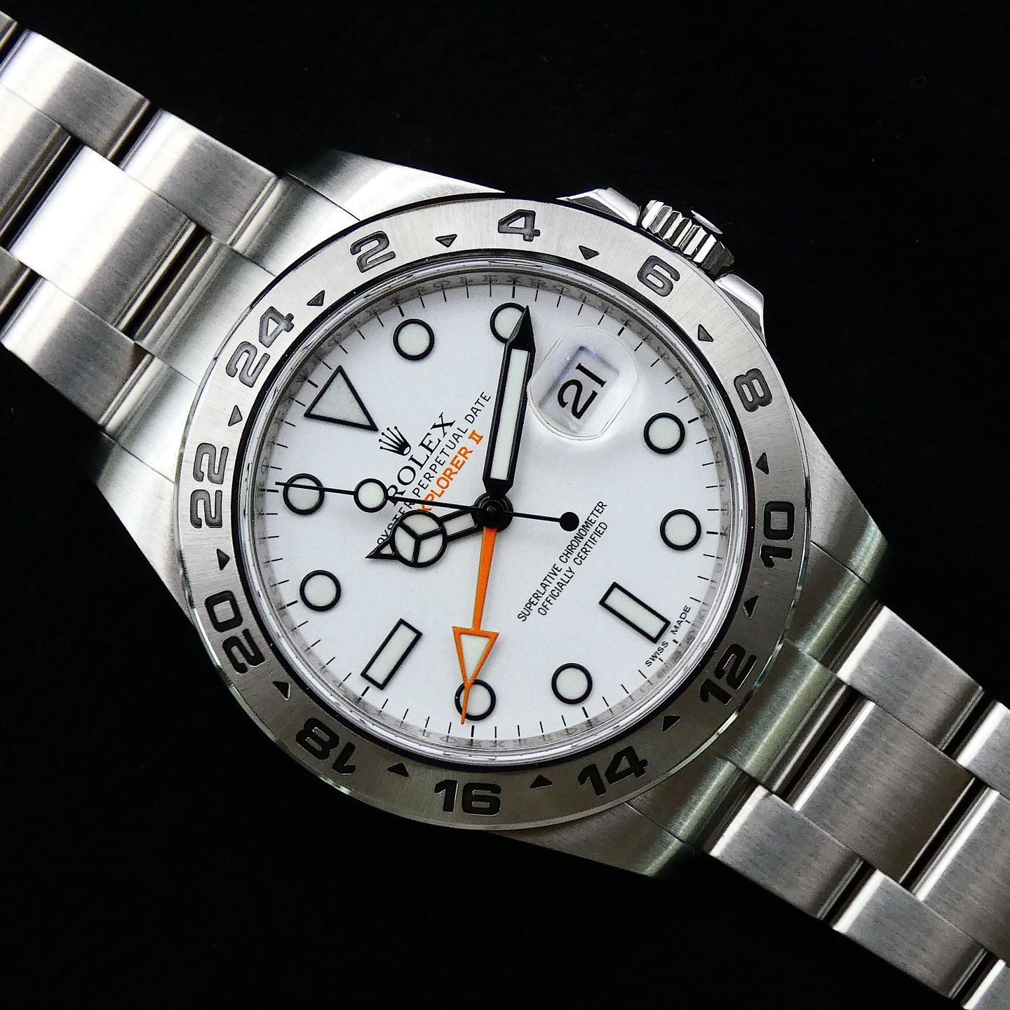 Rolex Explorer II 216570 (2015) - White dial 42 mm Steel case (1/4)