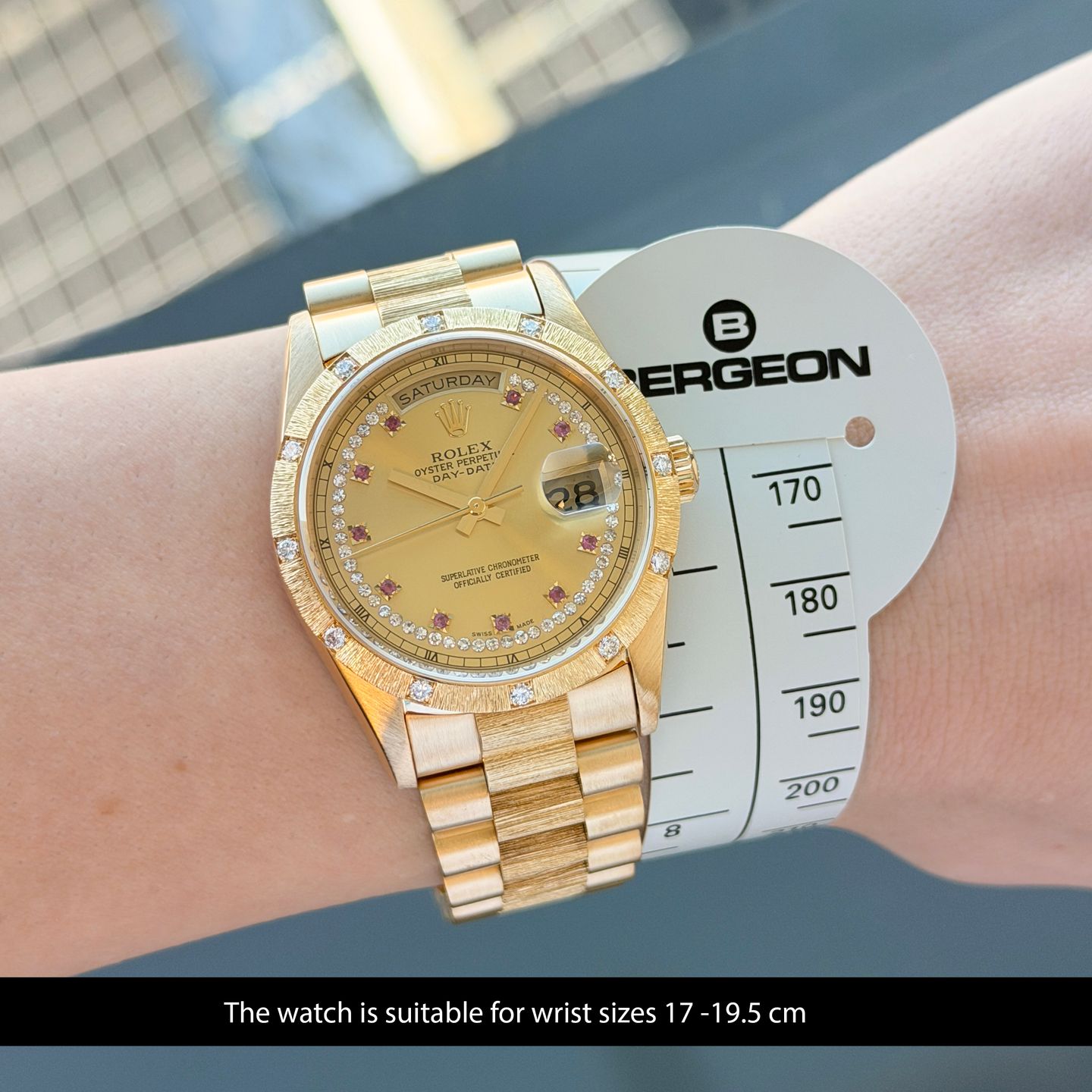 Rolex Day-Date 36 18308 (1991) - Champagne dial 36 mm Yellow Gold case (2/8)