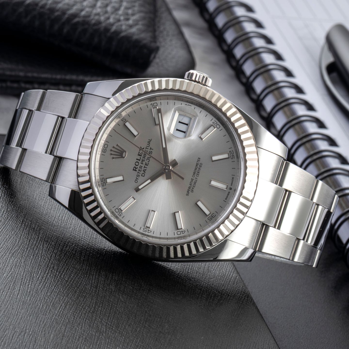 Rolex Datejust 41 126334 (Unknown (random serial)) - Silver dial 41 mm Steel case (2/8)