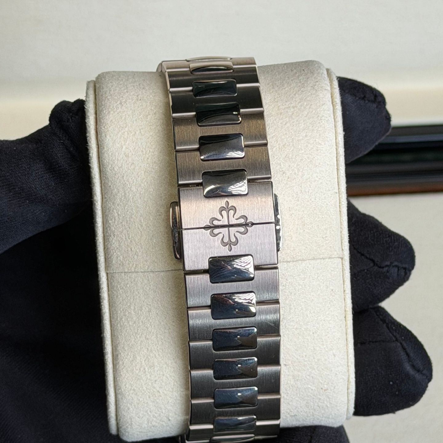 Patek Philippe Nautilus 5740/1G-001 - (8/8)