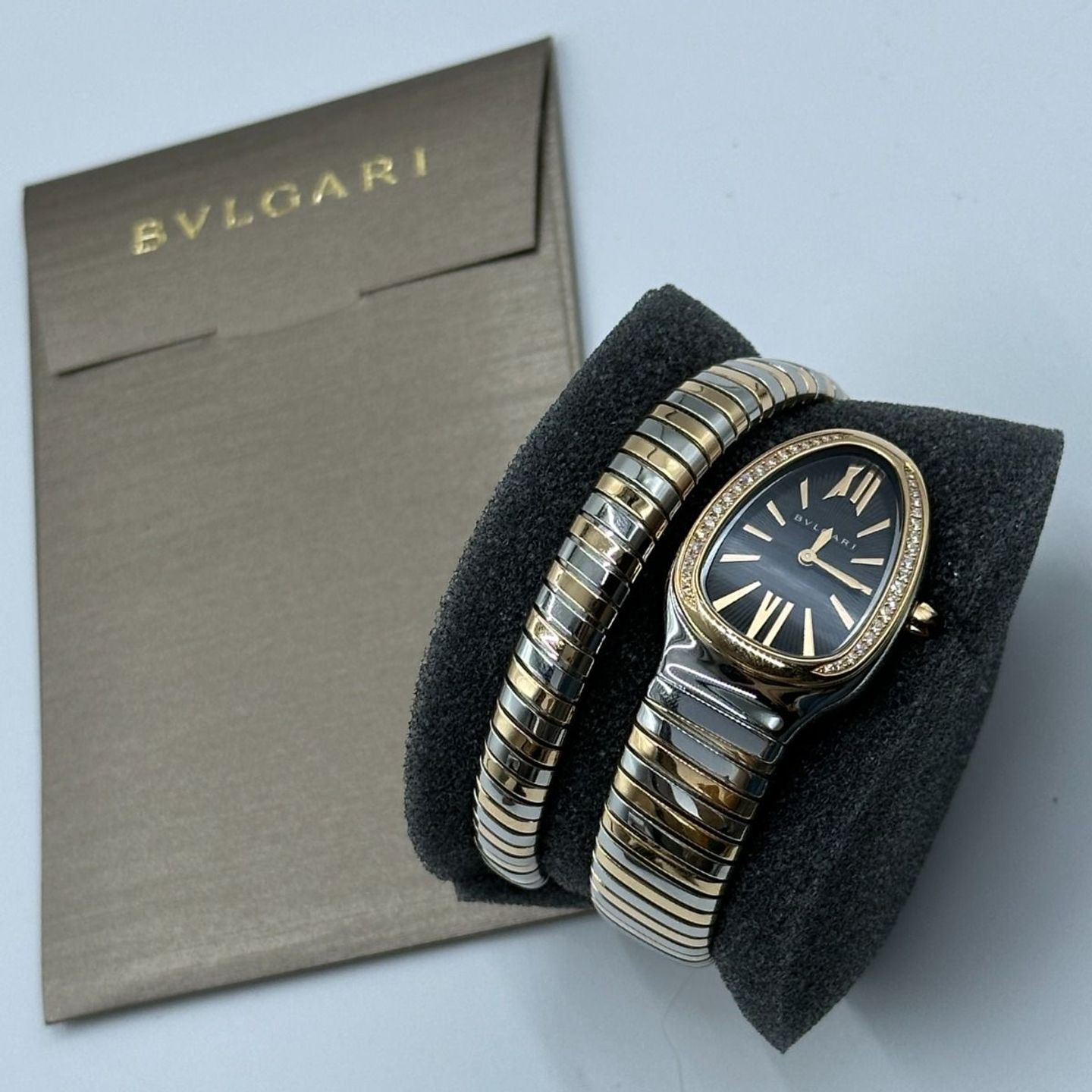 Bulgari Serpenti 102098 (2023) - Zwart wijzerplaat 35mm Roségoud (2/8)