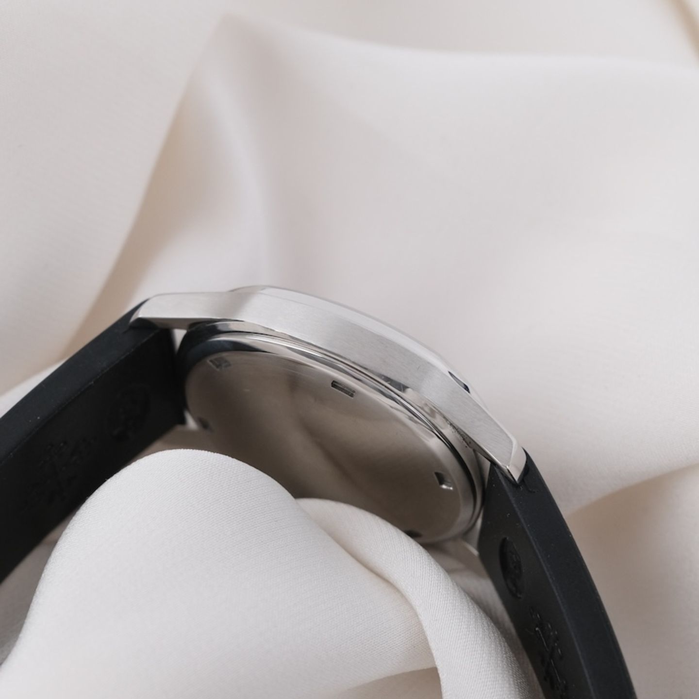 Patek Philippe Aquanaut 5064 - (6/8)