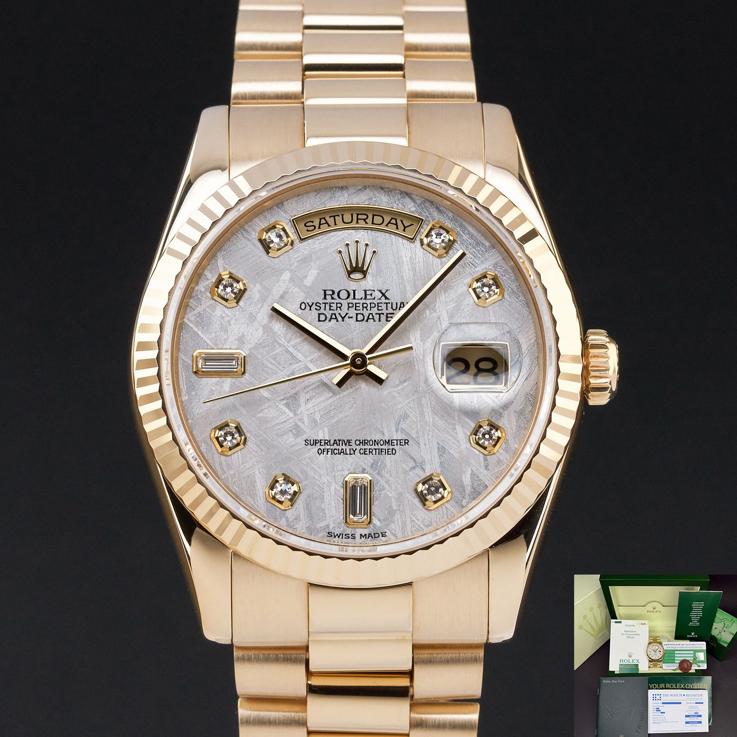 Rolex Day-Date 36 118238 (2004) - Silver dial 36 mm Yellow Gold case (1/8)
