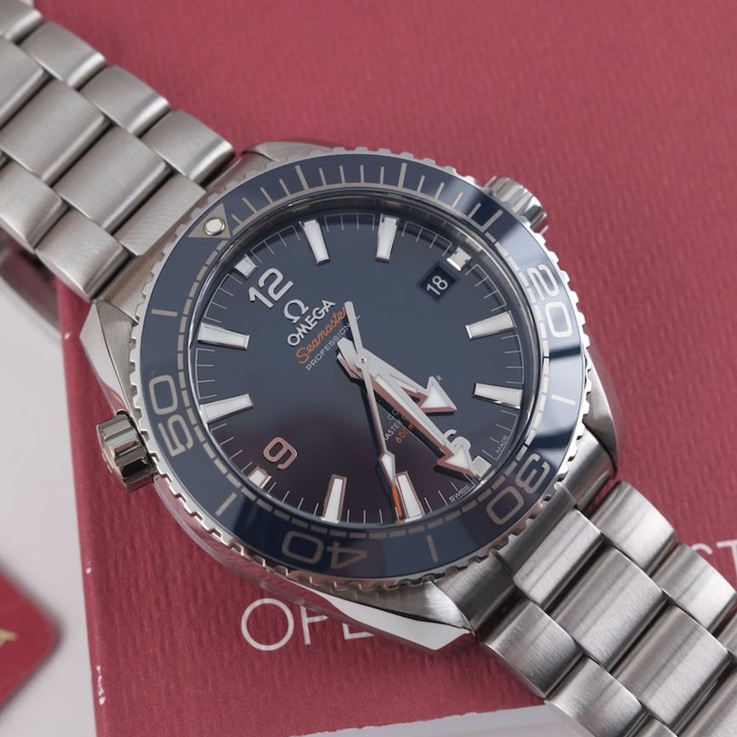 Omega Seamaster Planet Ocean 215.30.44.21.03.001 - (2/8)