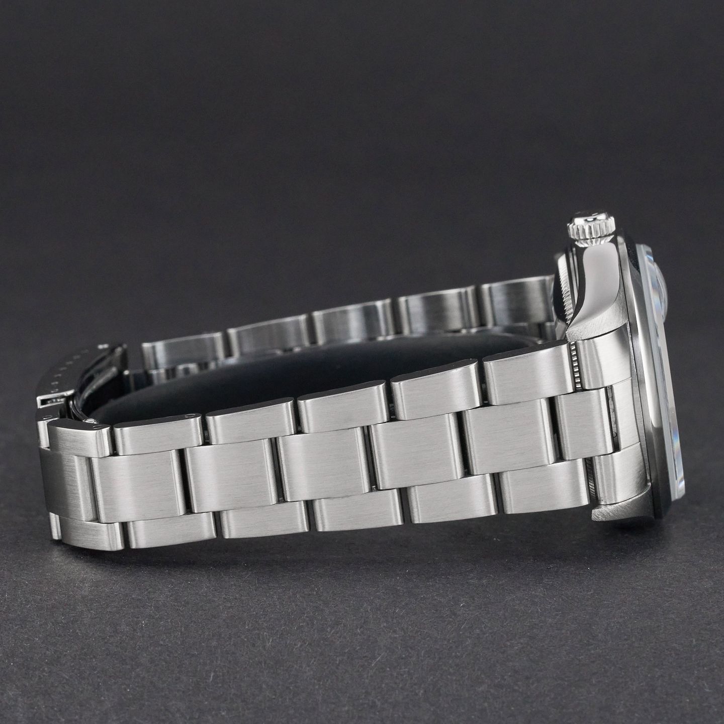 Rolex Oyster Perpetual Date 15200 - (7/8)