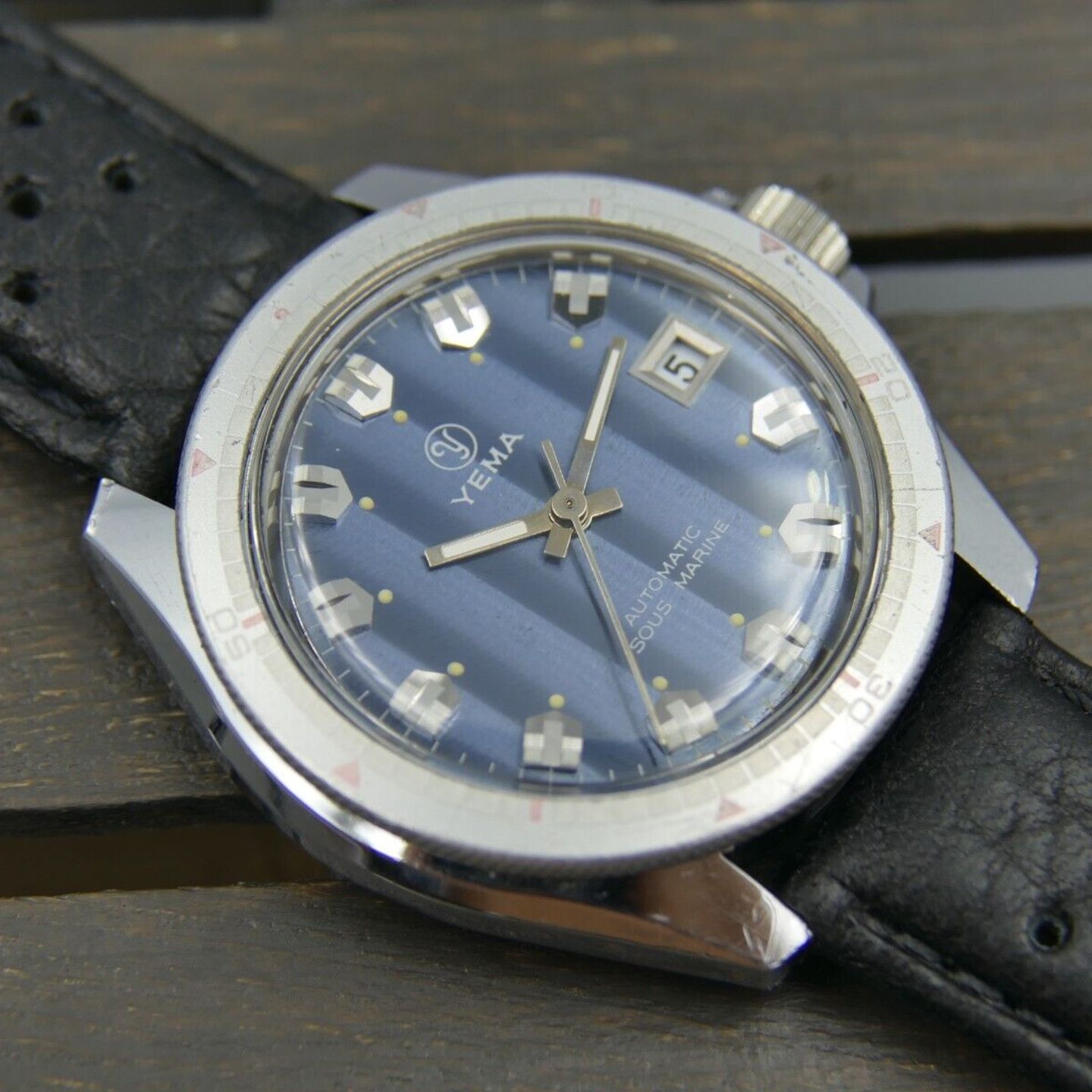 Yema Vintage Unknown (Onbekend (willekeurig serienummer)) - Blauw wijzerplaat 38mm Onbekend (5/16)