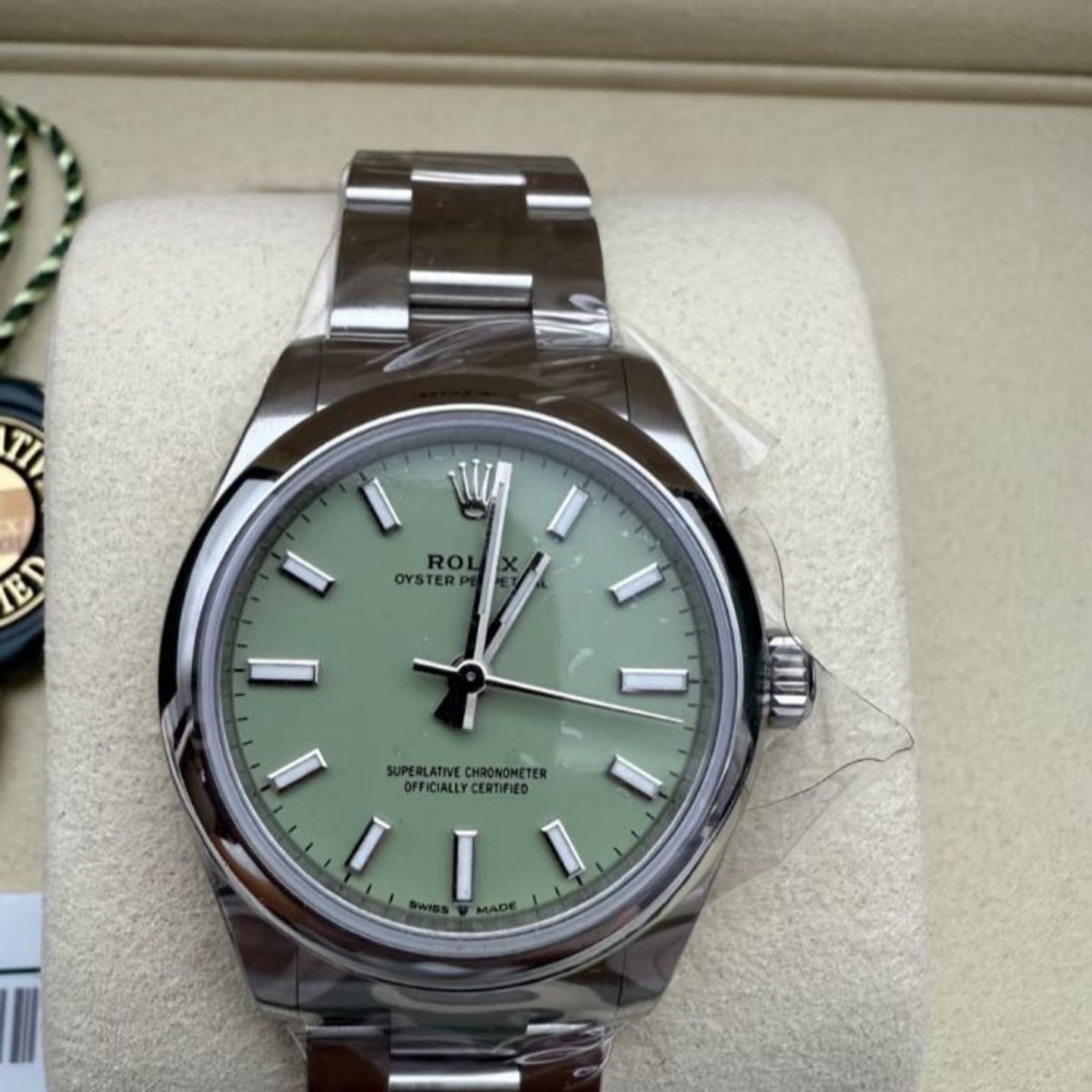 Rolex Oyster Perpetual 28 276200 - (2/4)