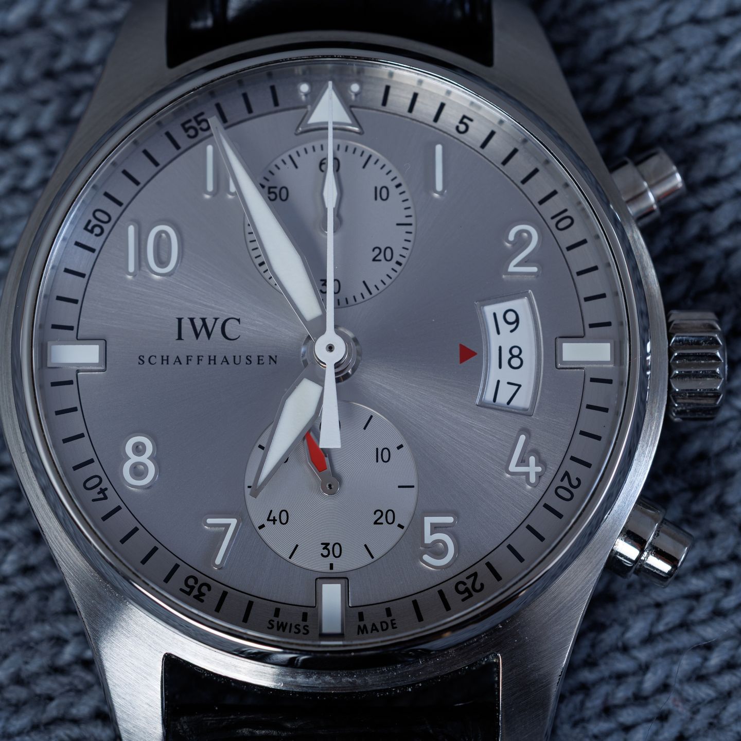 IWC Pilot Spitfire Chronograph IW387809 (2016) - Silver dial 43 mm Steel case (7/8)