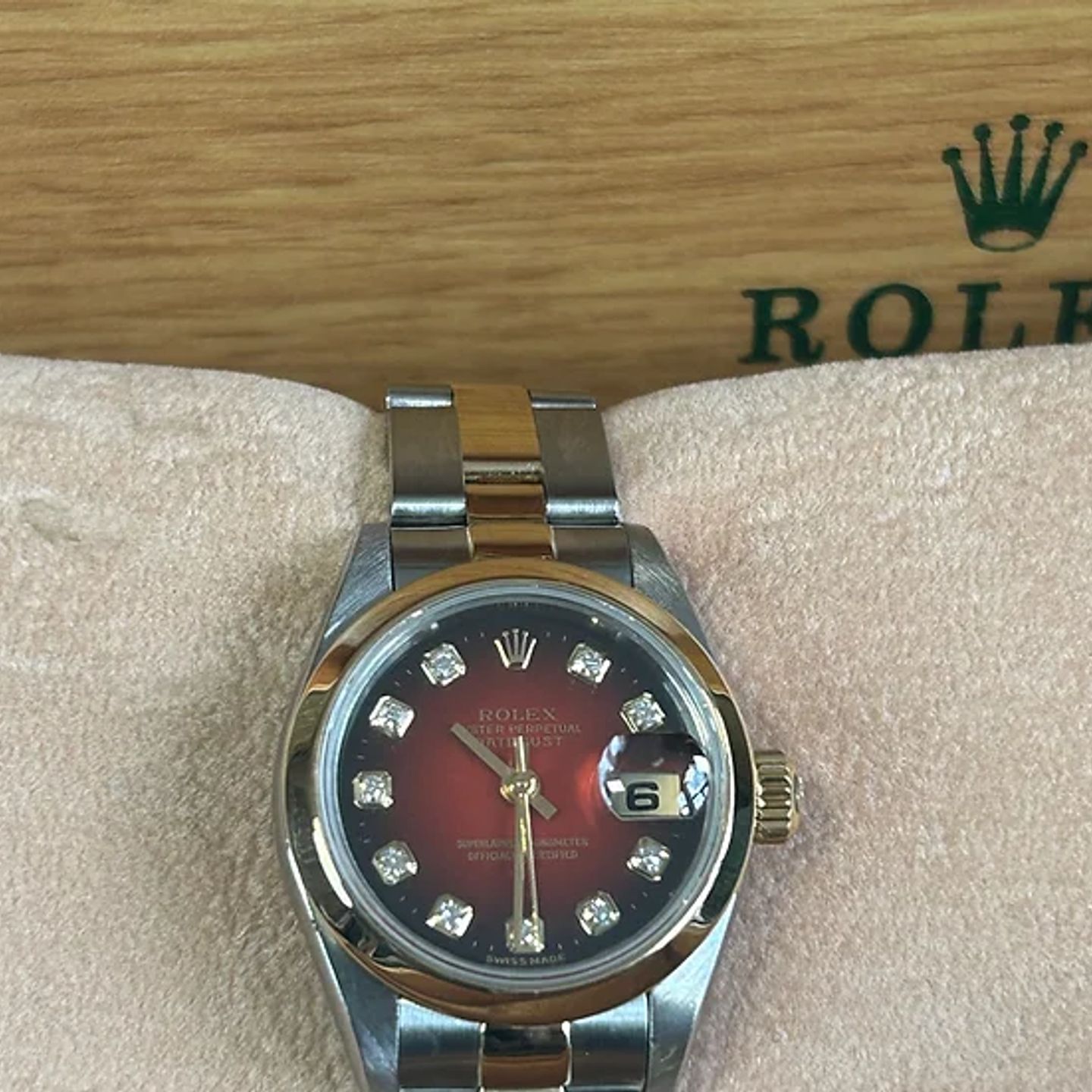 Rolex Lady-Datejust 69163 (1996) - Champagne wijzerplaat 26mm Goud/Staal (5/5)