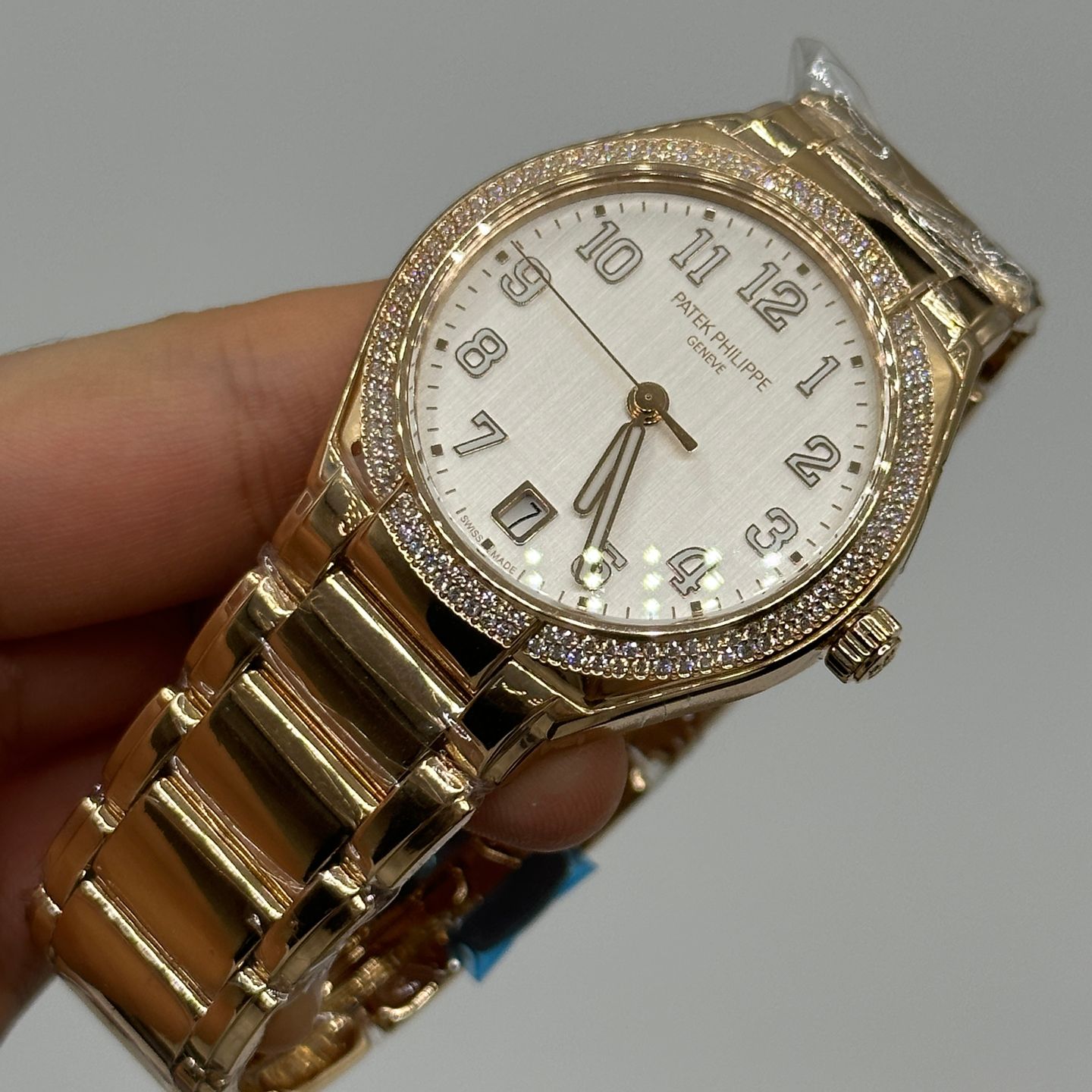 Patek Philippe Twenty~4 7300/1200R-010 - (4/5)