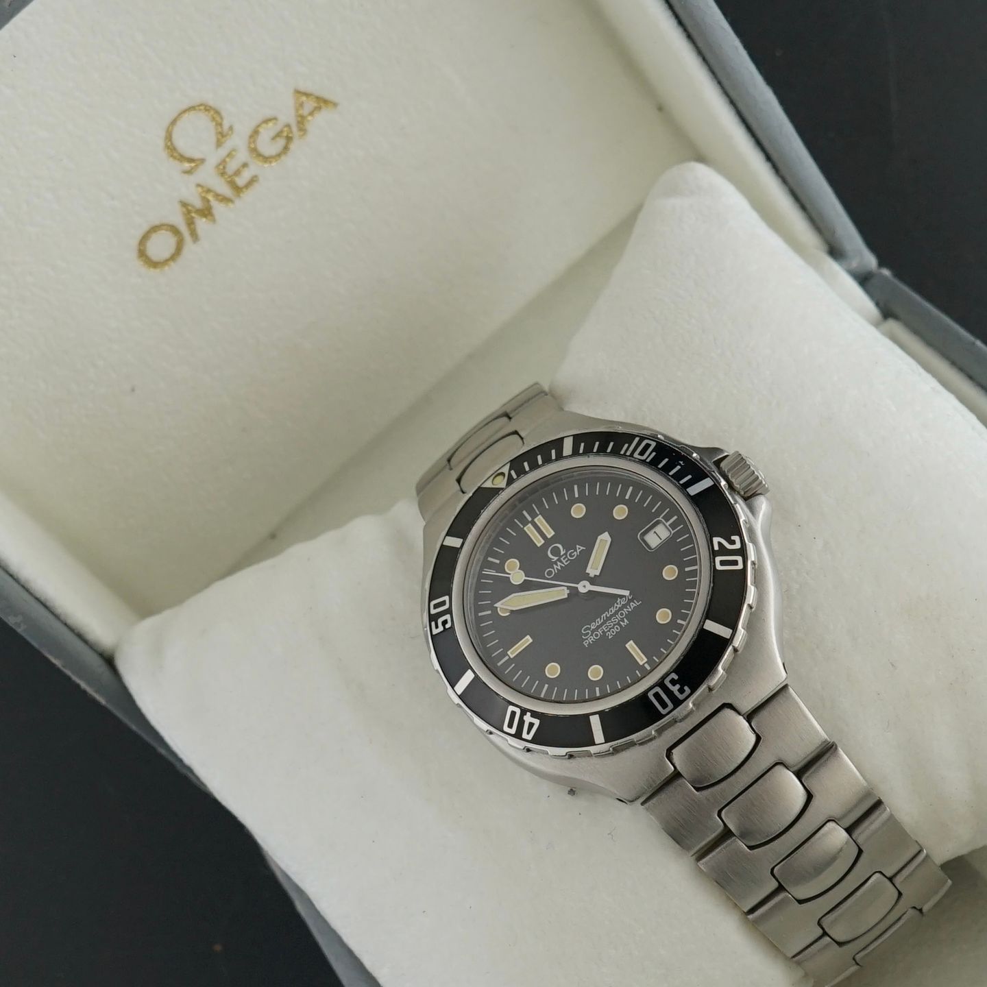 Omega Seamaster 396.1062 (1993) - Black dial 36 mm Steel case (3/8)