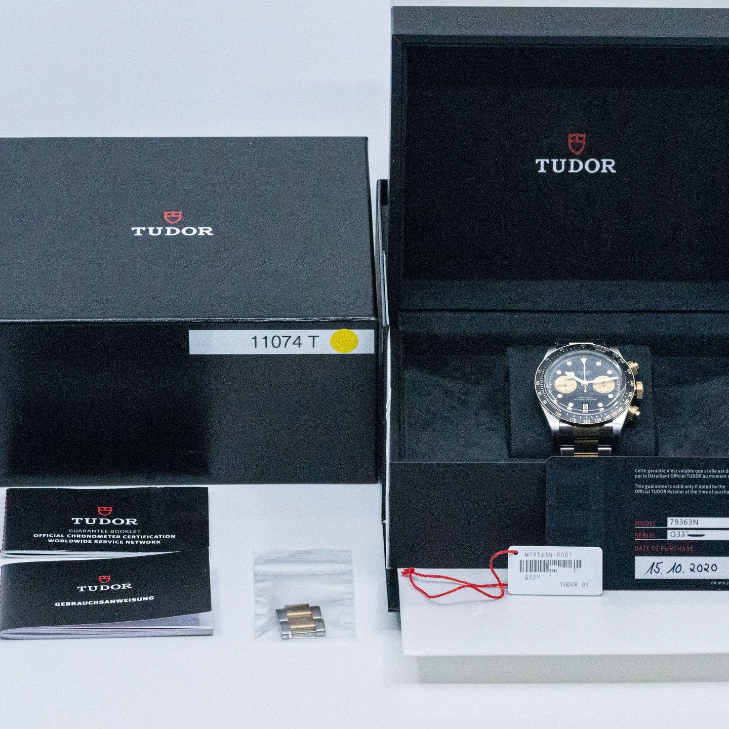 Tudor Black Bay Chrono M79363N-0001 (2020) - Black dial 41 mm Gold/Steel case (3/8)