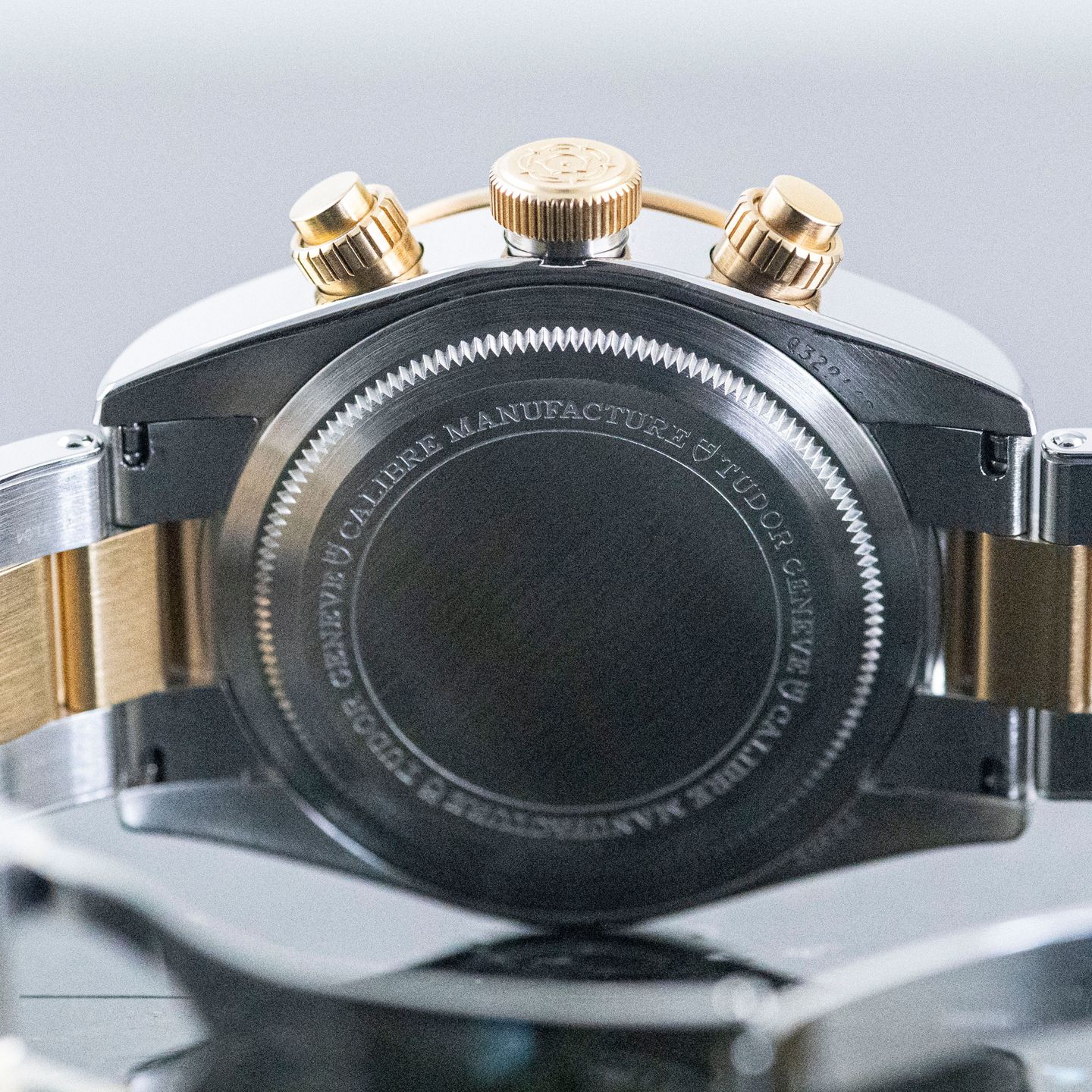 Tudor Black Bay Chrono M79363N-0001 (2020) - Black dial 41 mm Gold/Steel case (4/8)