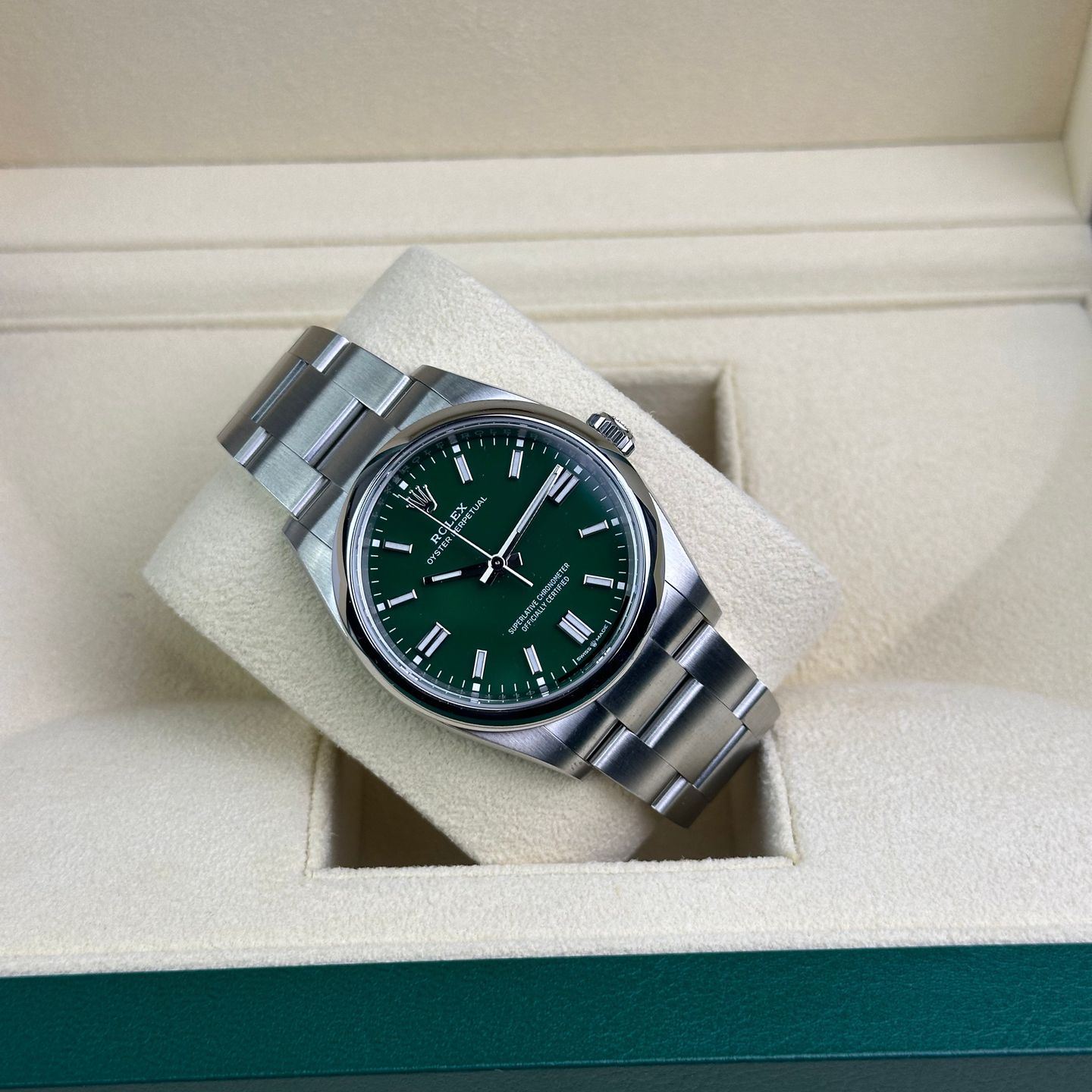 Rolex Oyster Perpetual 36 126000 - (1/1)