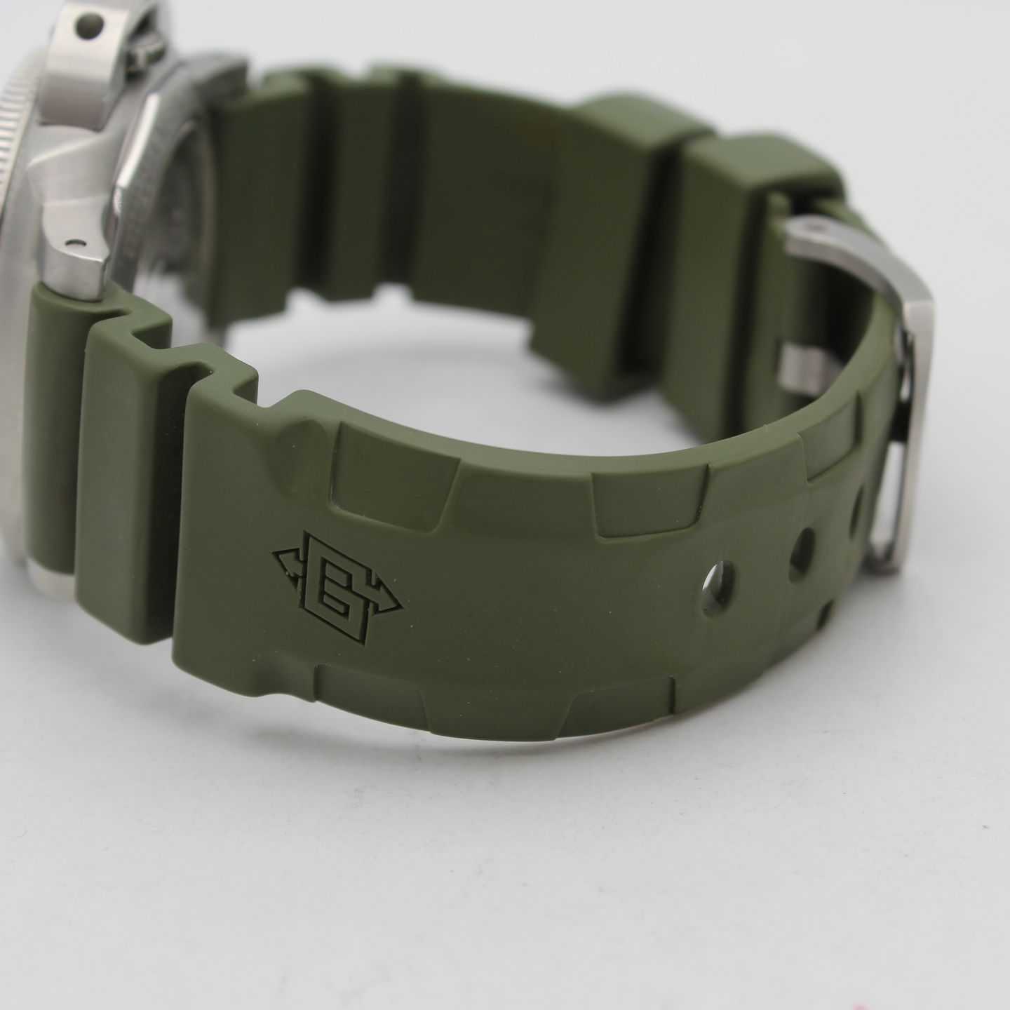 Panerai Luminor Submersible 1950 3 Days Automatic PAM00682 (2018) - Zwart wijzerplaat 42mm Staal (5/8)