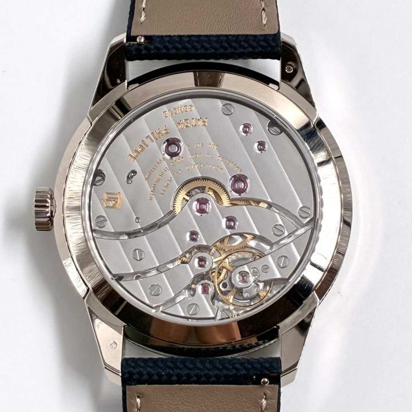 Patek Philippe Calatrava 5328G-001 - (4/10)