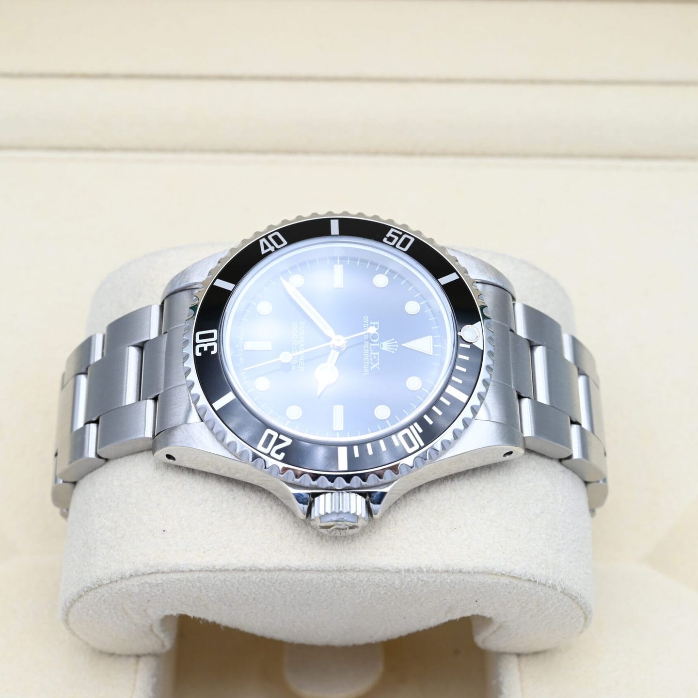 Rolex Submariner No Date 14060 (1996) - Black dial 40 mm Steel case (4/7)