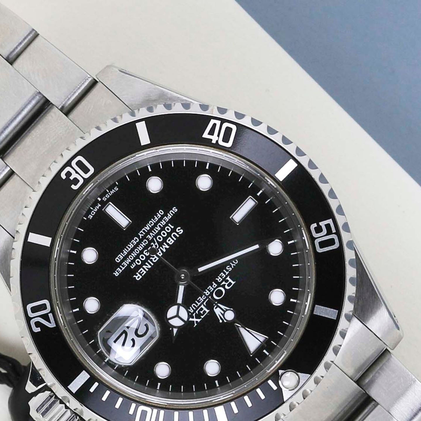 Rolex Submariner Date 16610LN - (4/8)