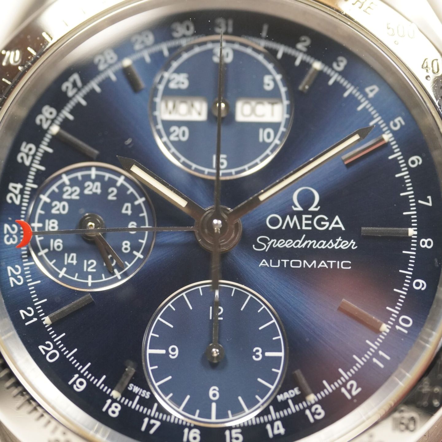 Omega Speedmaster Day Date 3521.80.00 (1998) - Blue dial 39 mm Steel case (4/8)