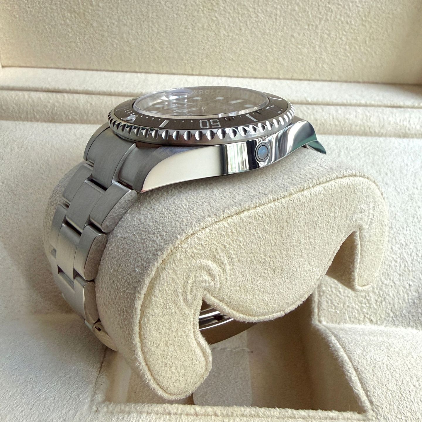 Rolex Sea-Dweller 126600 - (3/6)